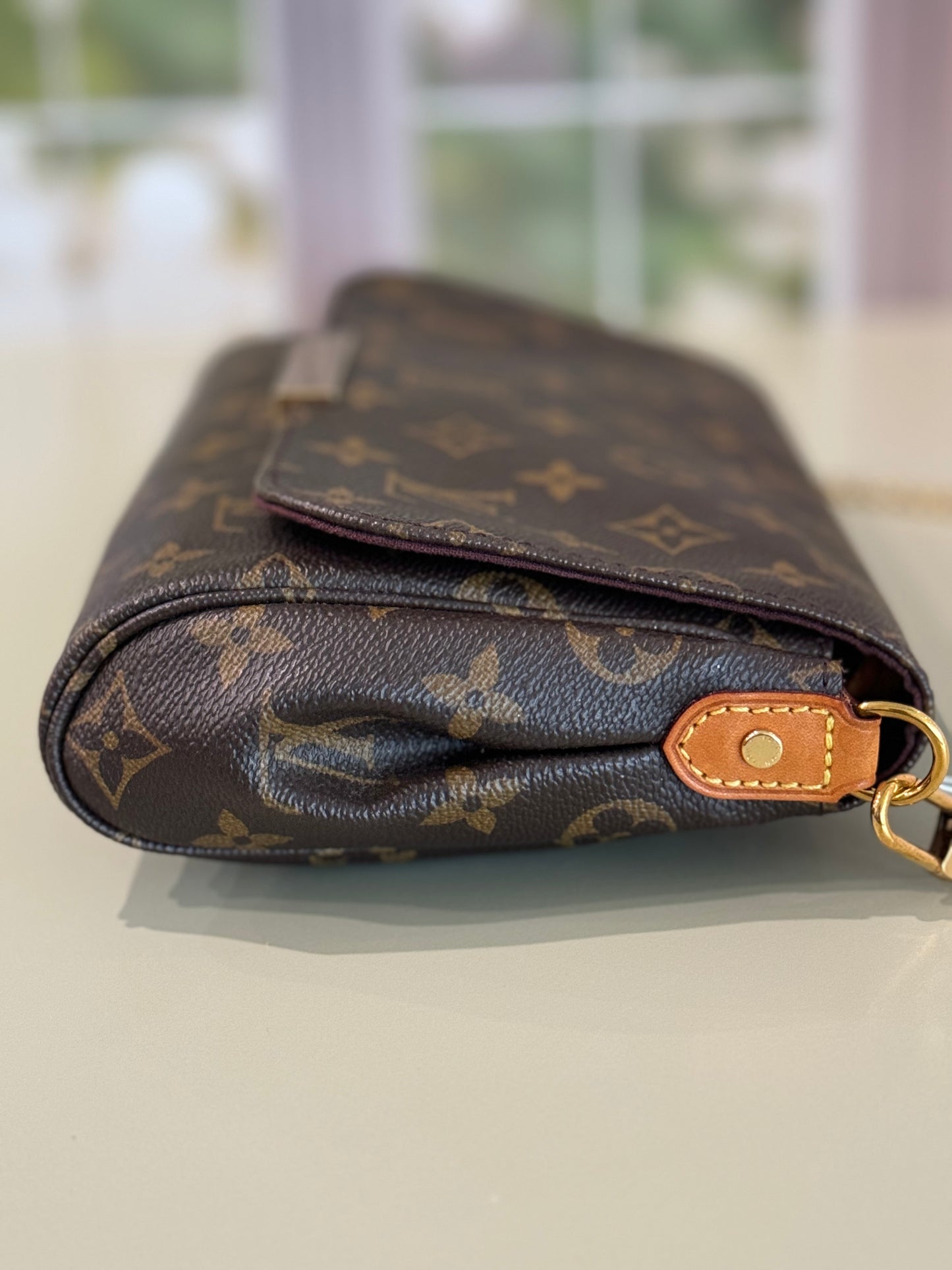 Preowned Louis Vuitton Favorite Monogram Mm size