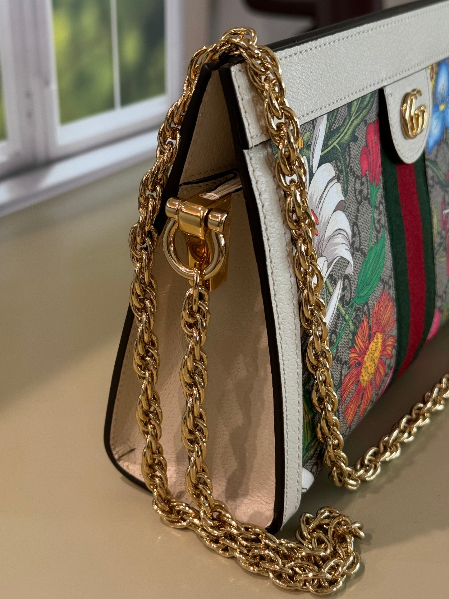 Preowned Gucci Shoulder Bag floral