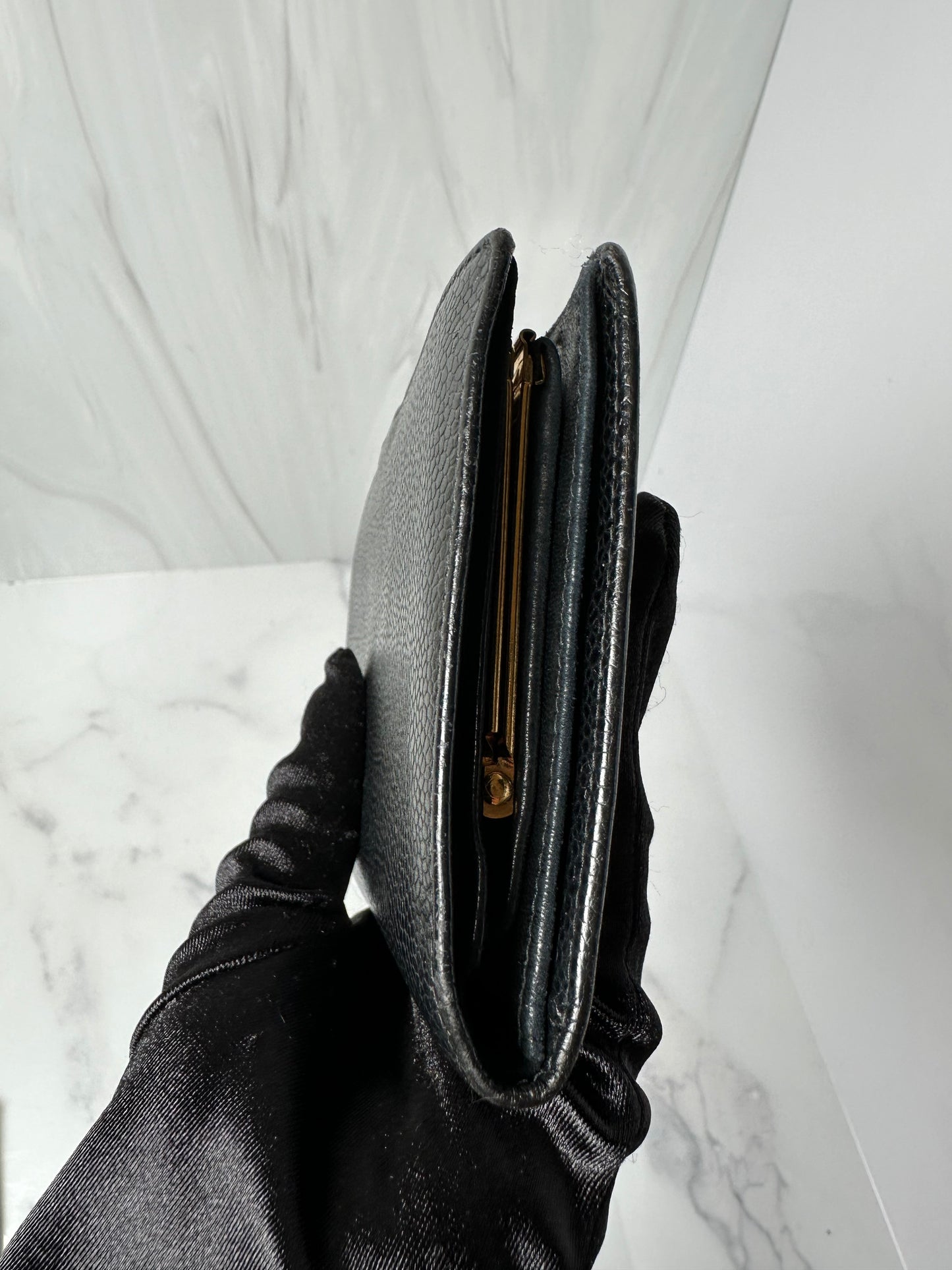 Preowned chanel Wallet Black