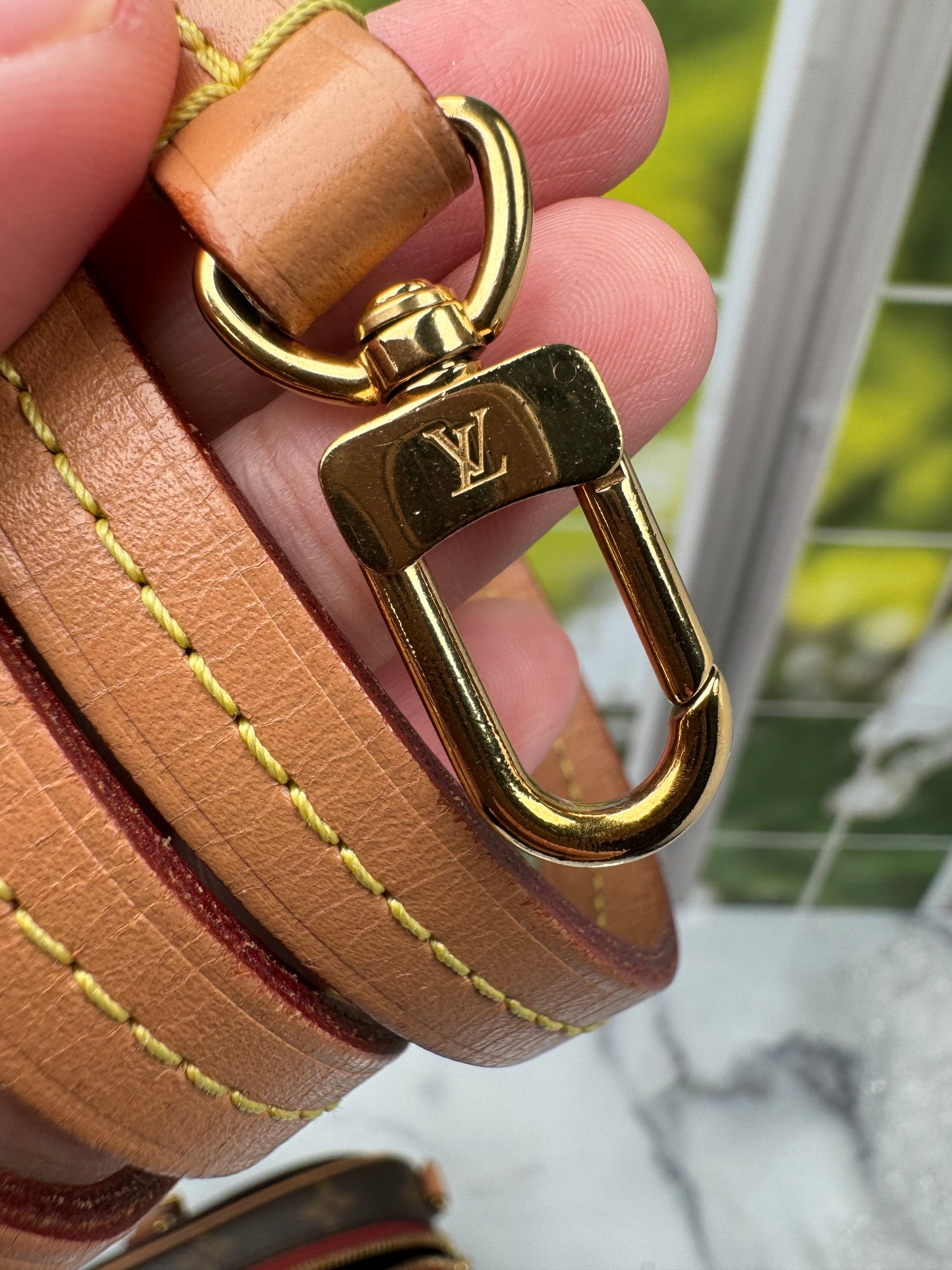 Preowned Louis Vuitton Deauville Mini