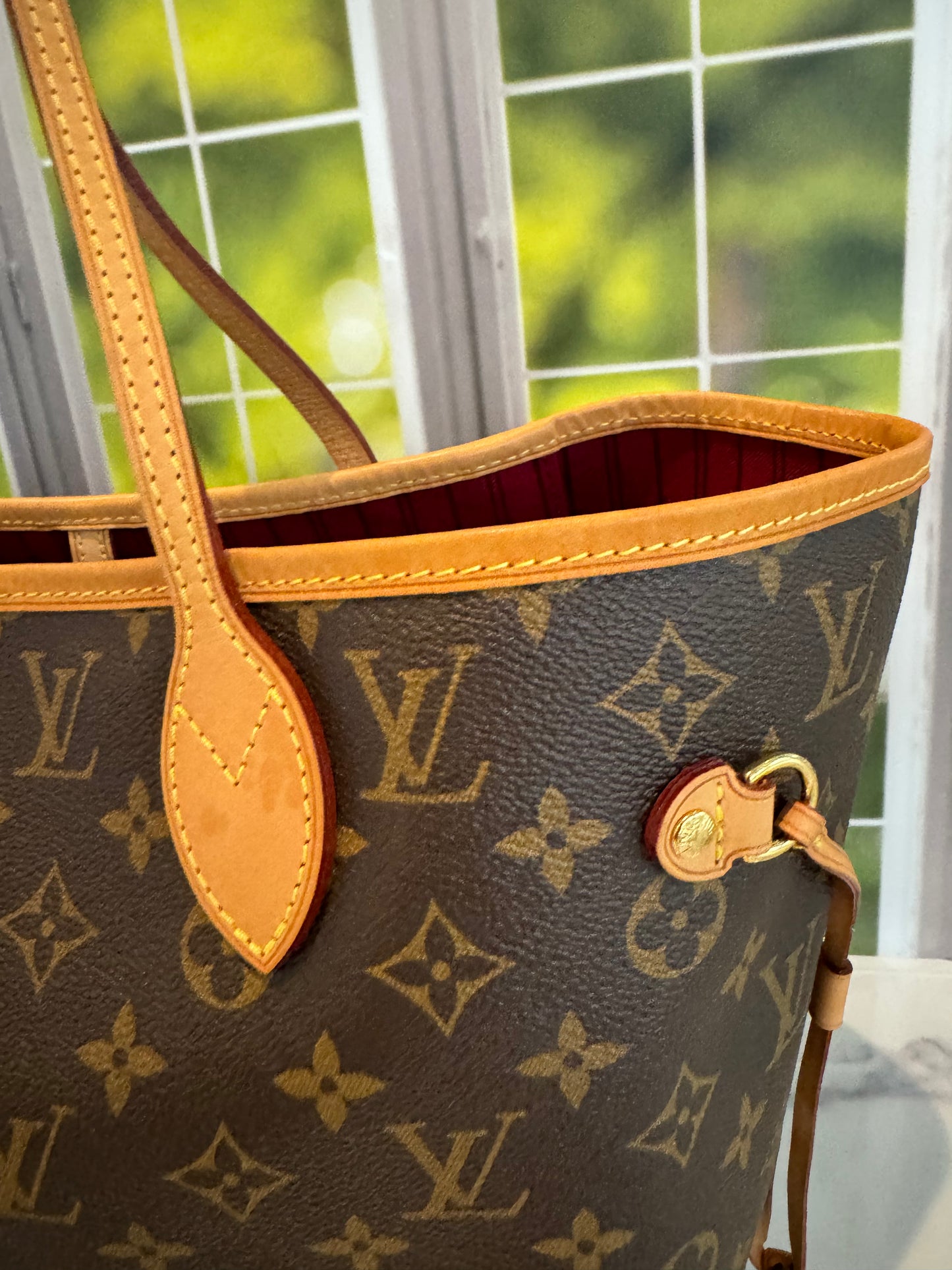 SF1174 Pre-Owned Louis Vuitton Neverful MM size