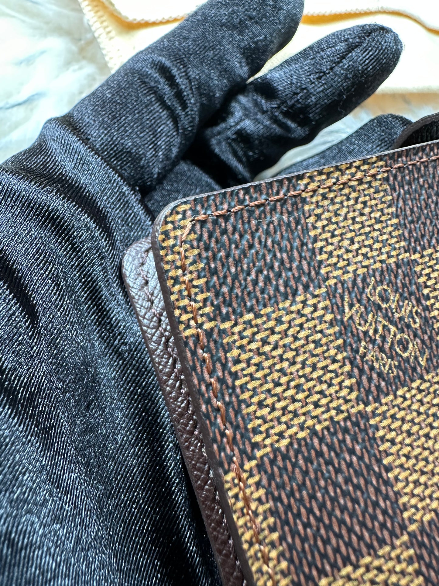 Preowned Louis Vuitton Agenda PM DE