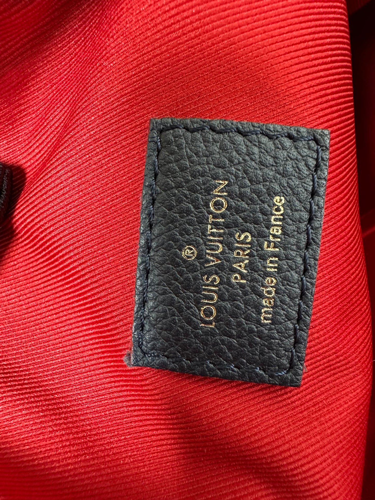 Preowned Louis Vuitton Ponthieu Marine Rouge