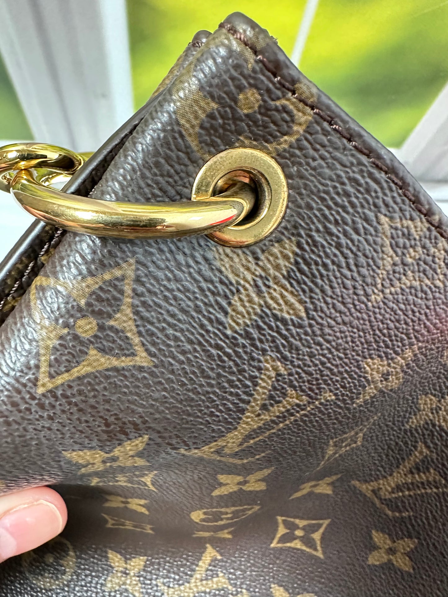 Preowned Louis Vuitton Metis Hobo Monogram