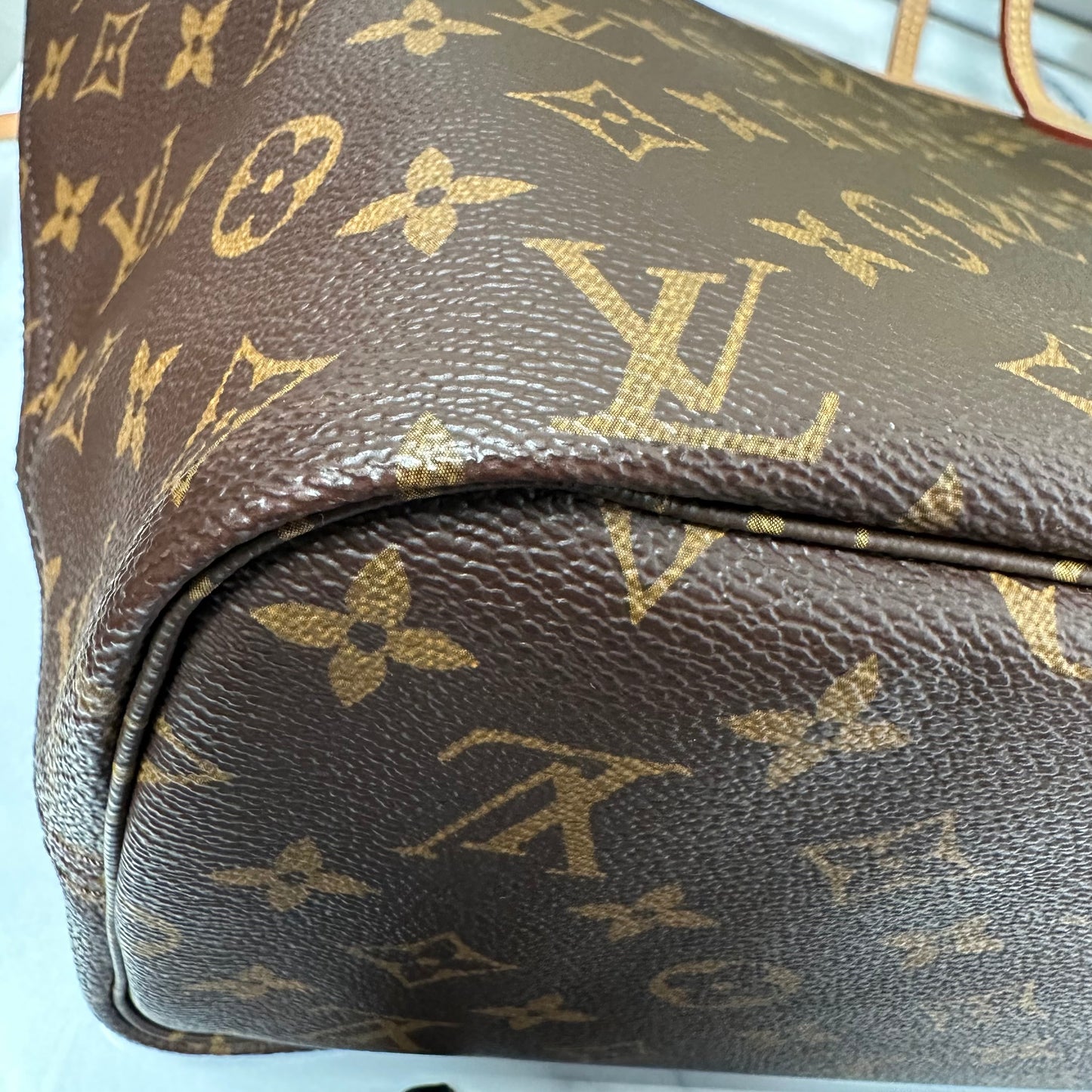 Preowned Louis Vuitton Neverful MM size Monogram