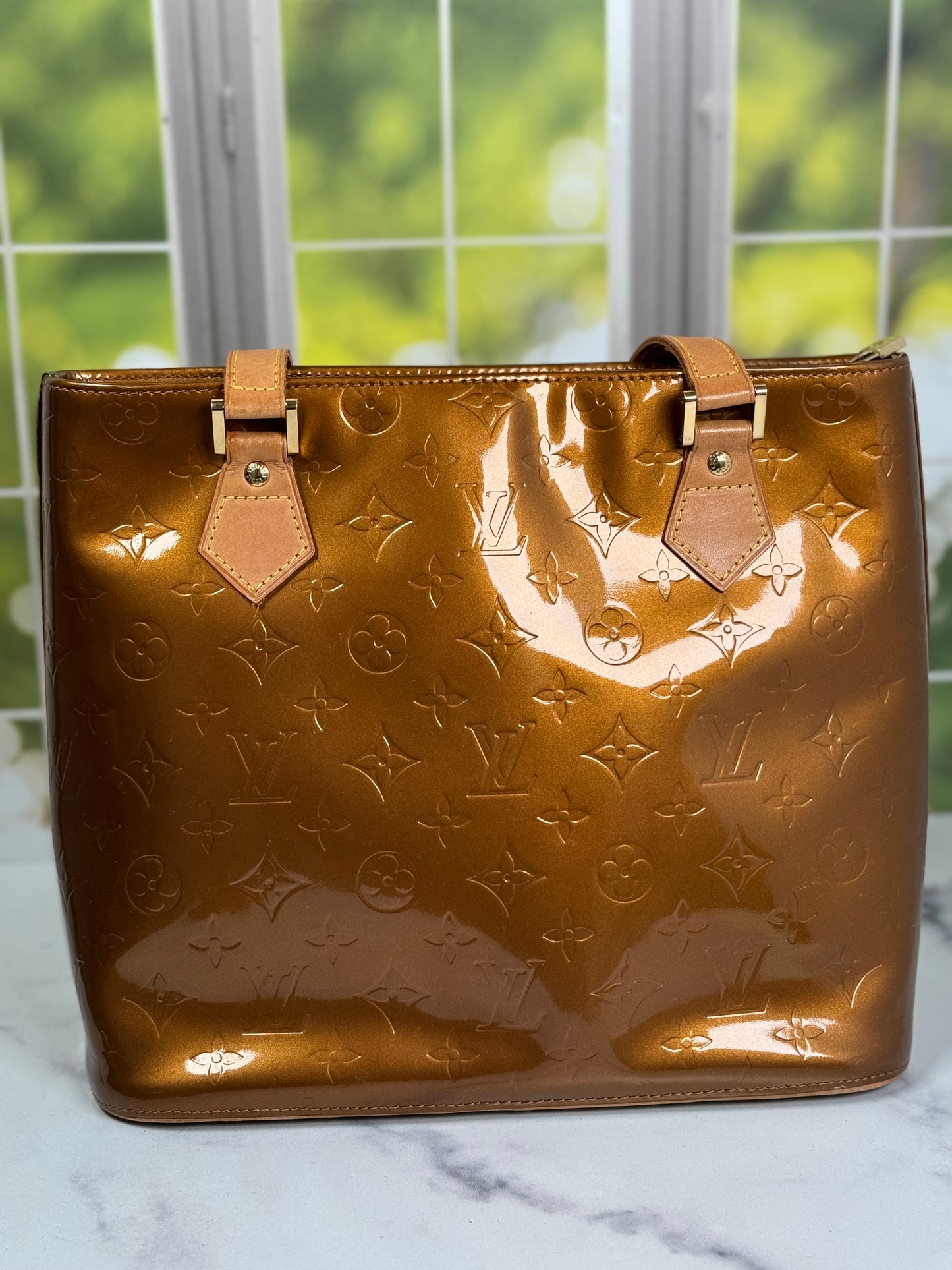 Preowned Louis Vuitton Houston Bag Monogram Vernis