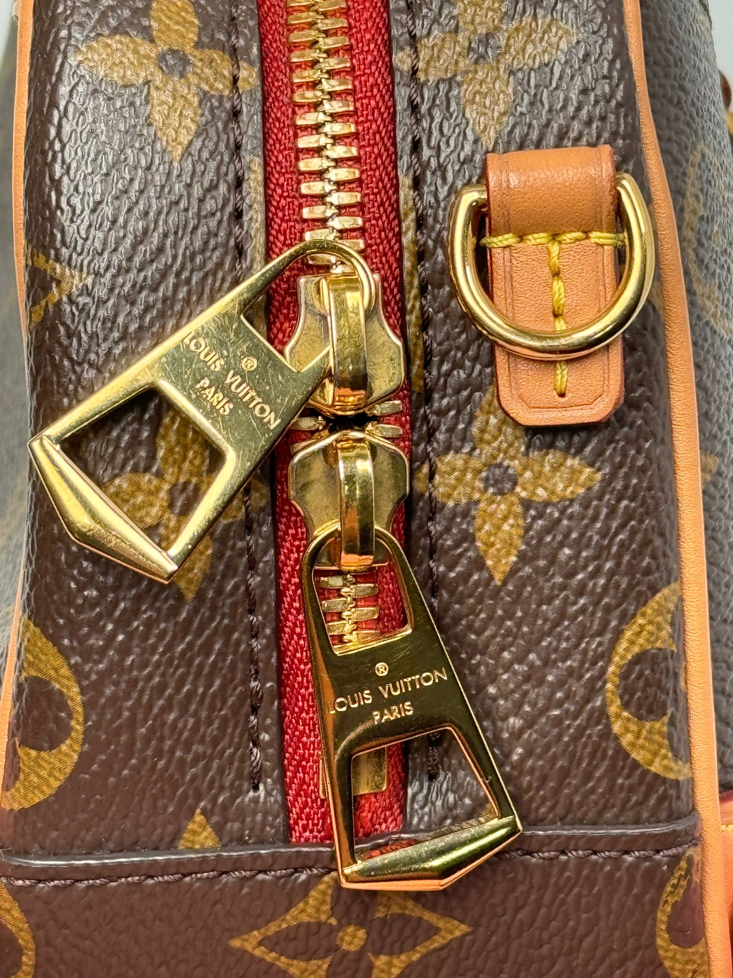 Preowned Louis Vuitton Deauville Mini