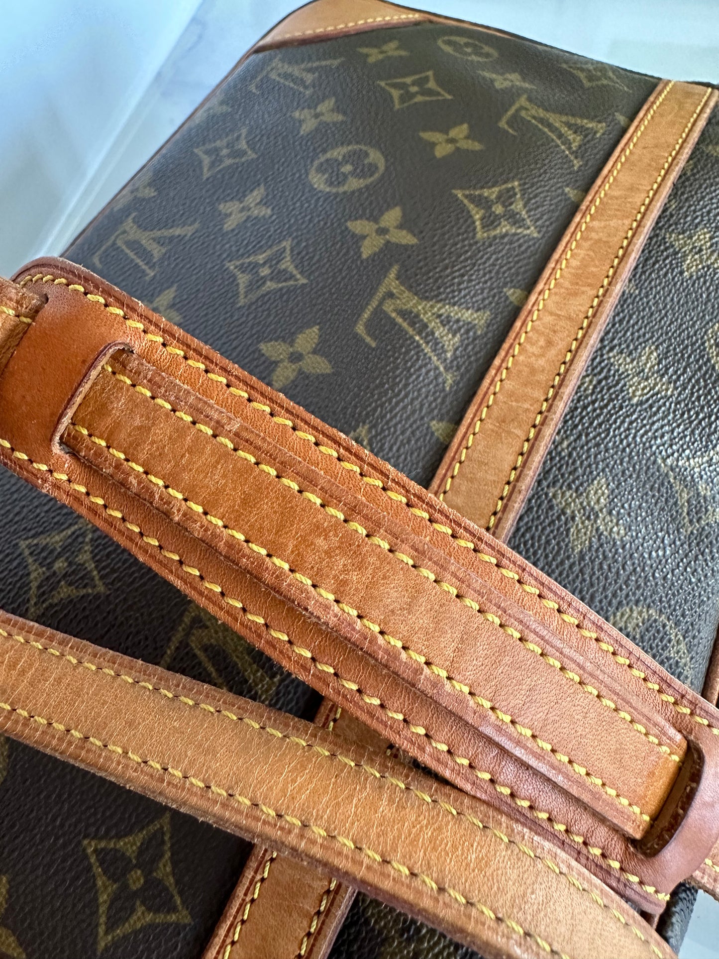 Preowned Louis Vuitton Trocadero 30