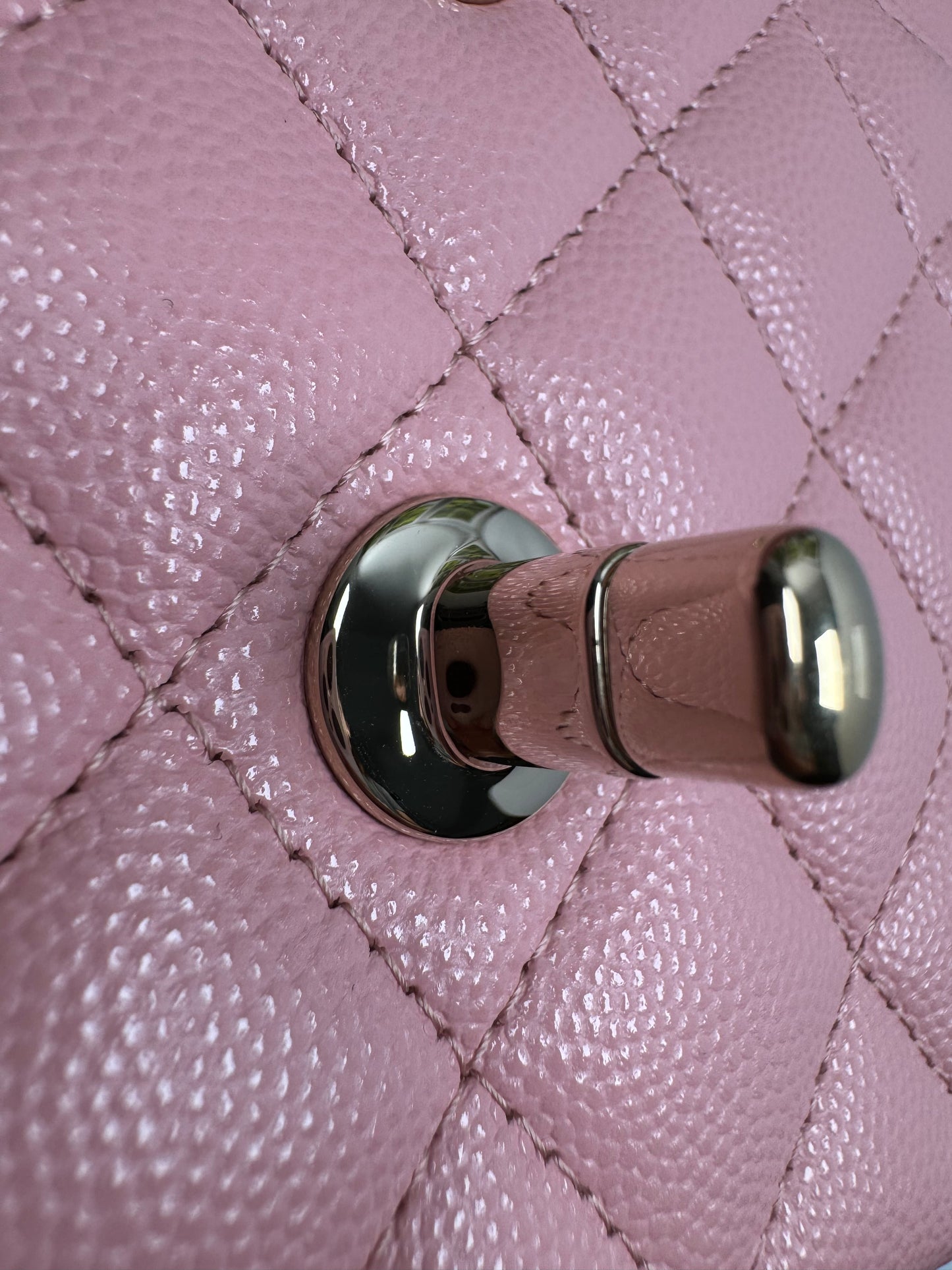 Preowned Chanel Classic Flap 22C Pink Grained Caviar