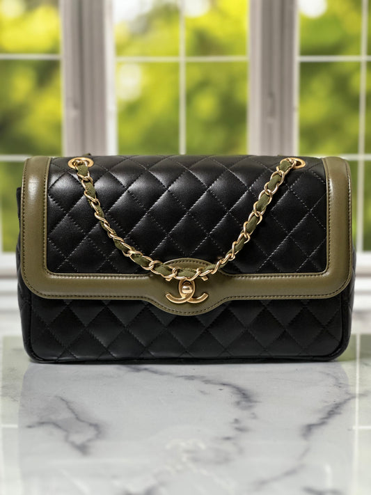 Preowned Chanel Two Toned Flap Bag Quilted Lambskin