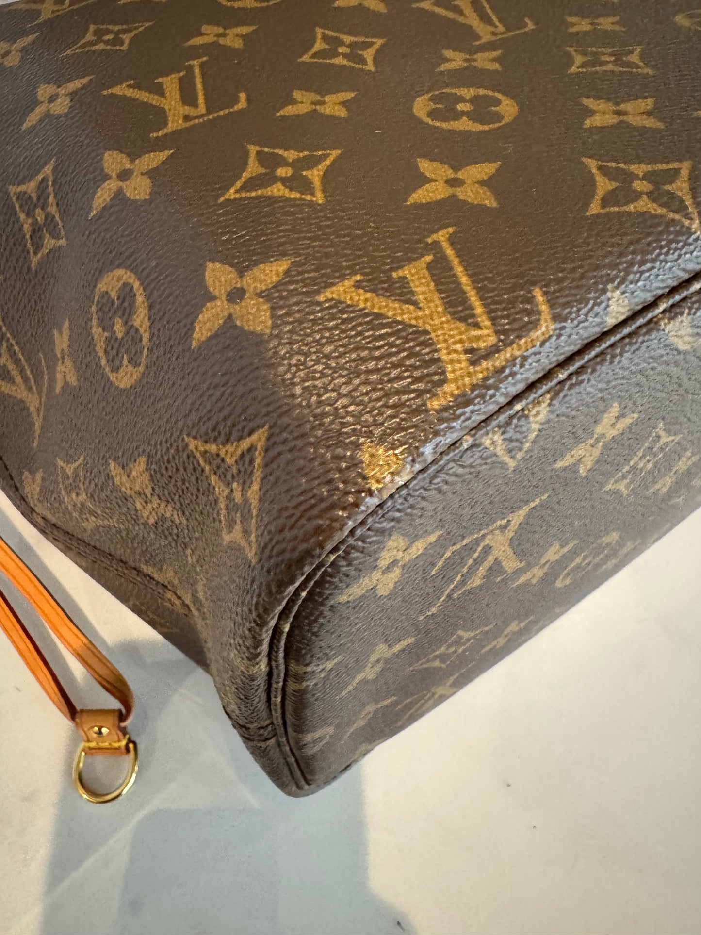 SF1174 Pre-Owned Louis Vuitton Neverful MM size