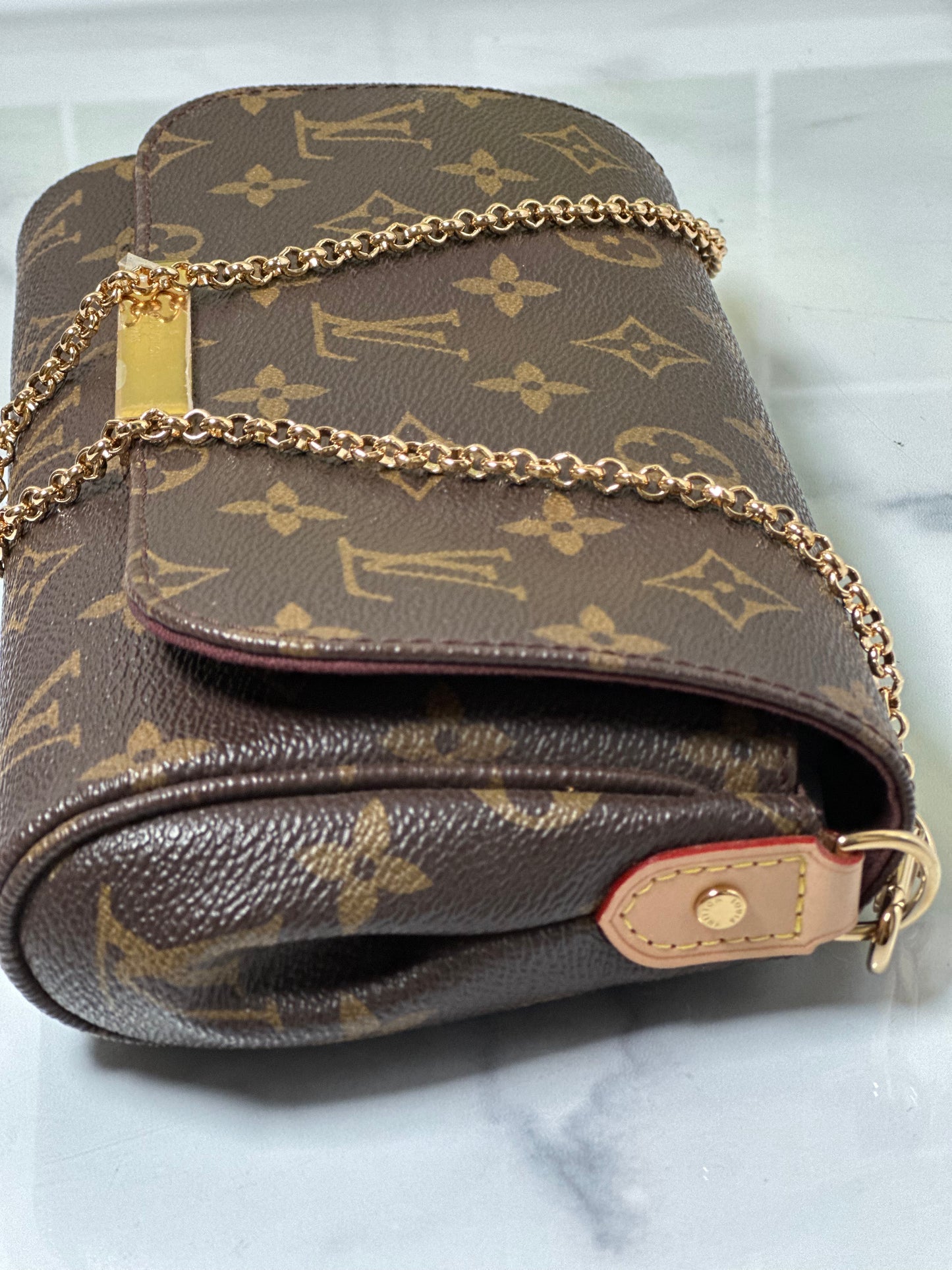 Preowned Louis Vuitton Favorite PM size