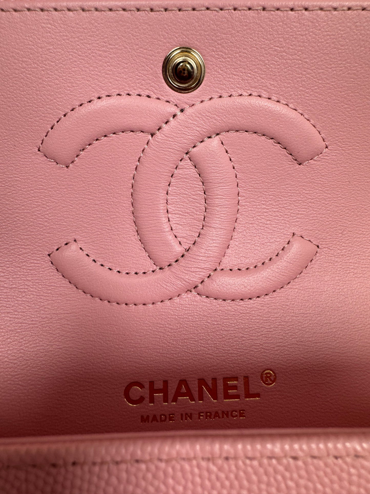 Preowned Chanel Classic Flap 22C Pink Grained Caviar