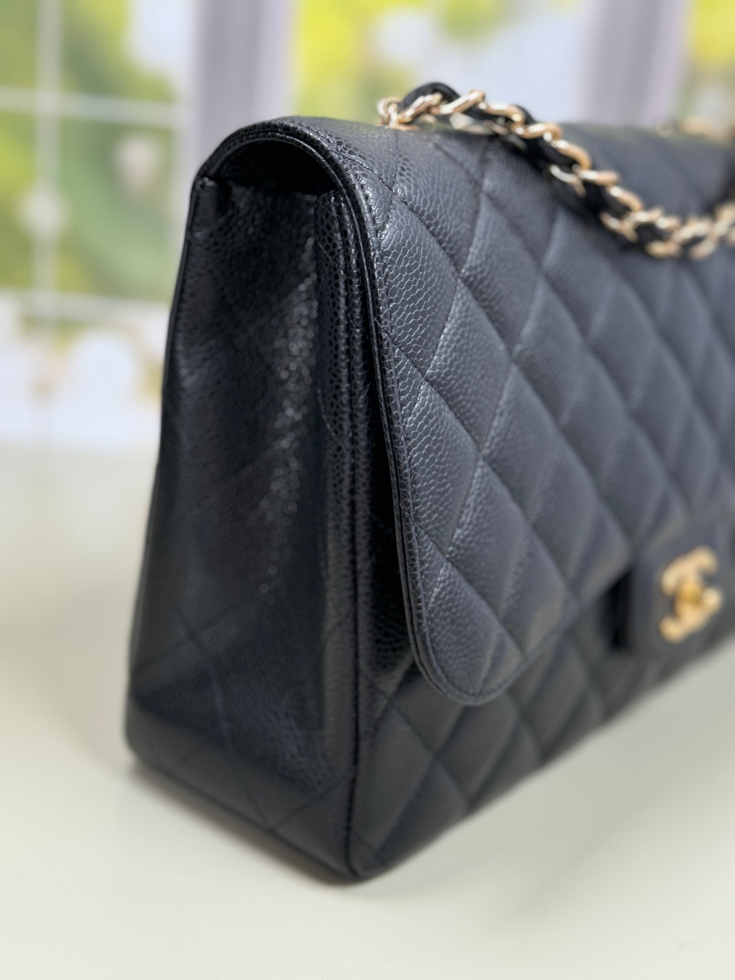 Preowned Chanel Jumbo Single Flap Caviar GHW