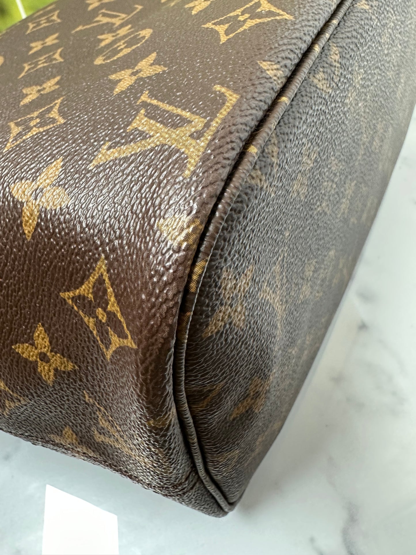 LM2119 Preowned Louis Vuitton Neverful MM Size Monogram no Pouch