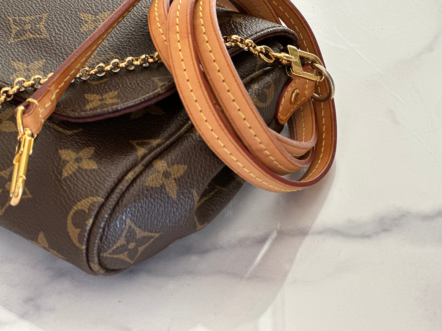 Preowned Louis Vuitton Favorite Monogram Mm Size