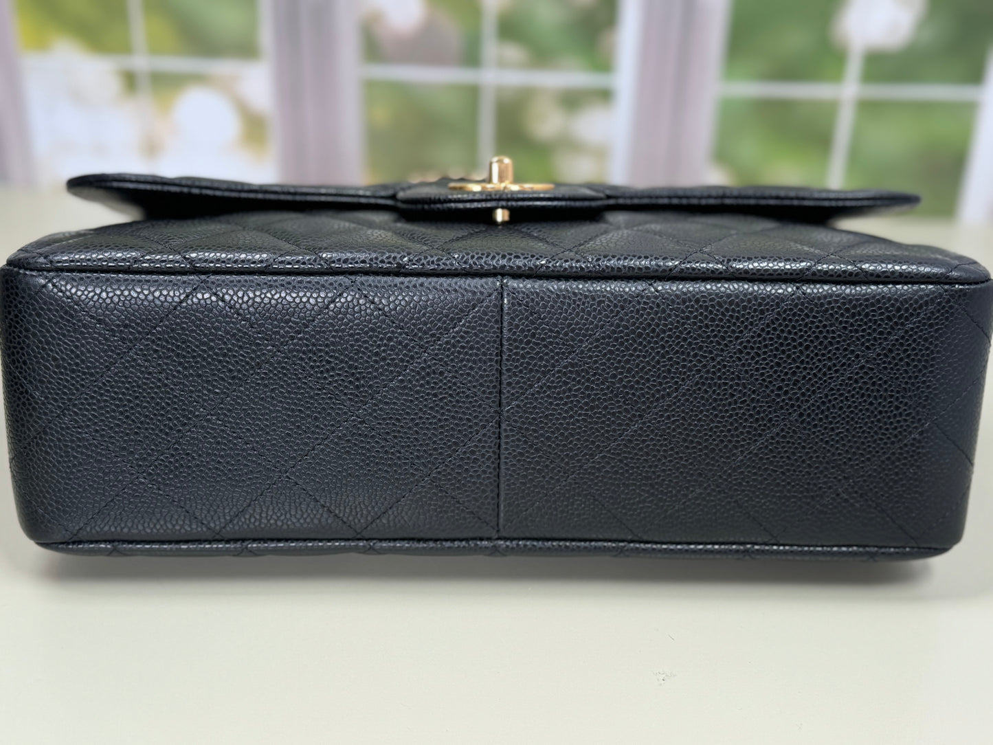 Preowned Chanel Jumbo Single Flap Caviar GHW