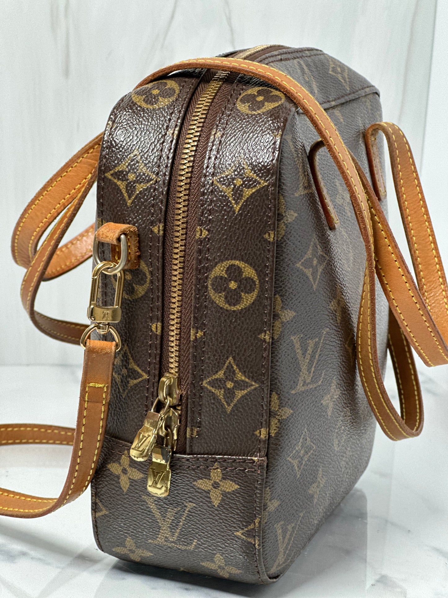 Pre-Owned Louis Vuitton Spontini