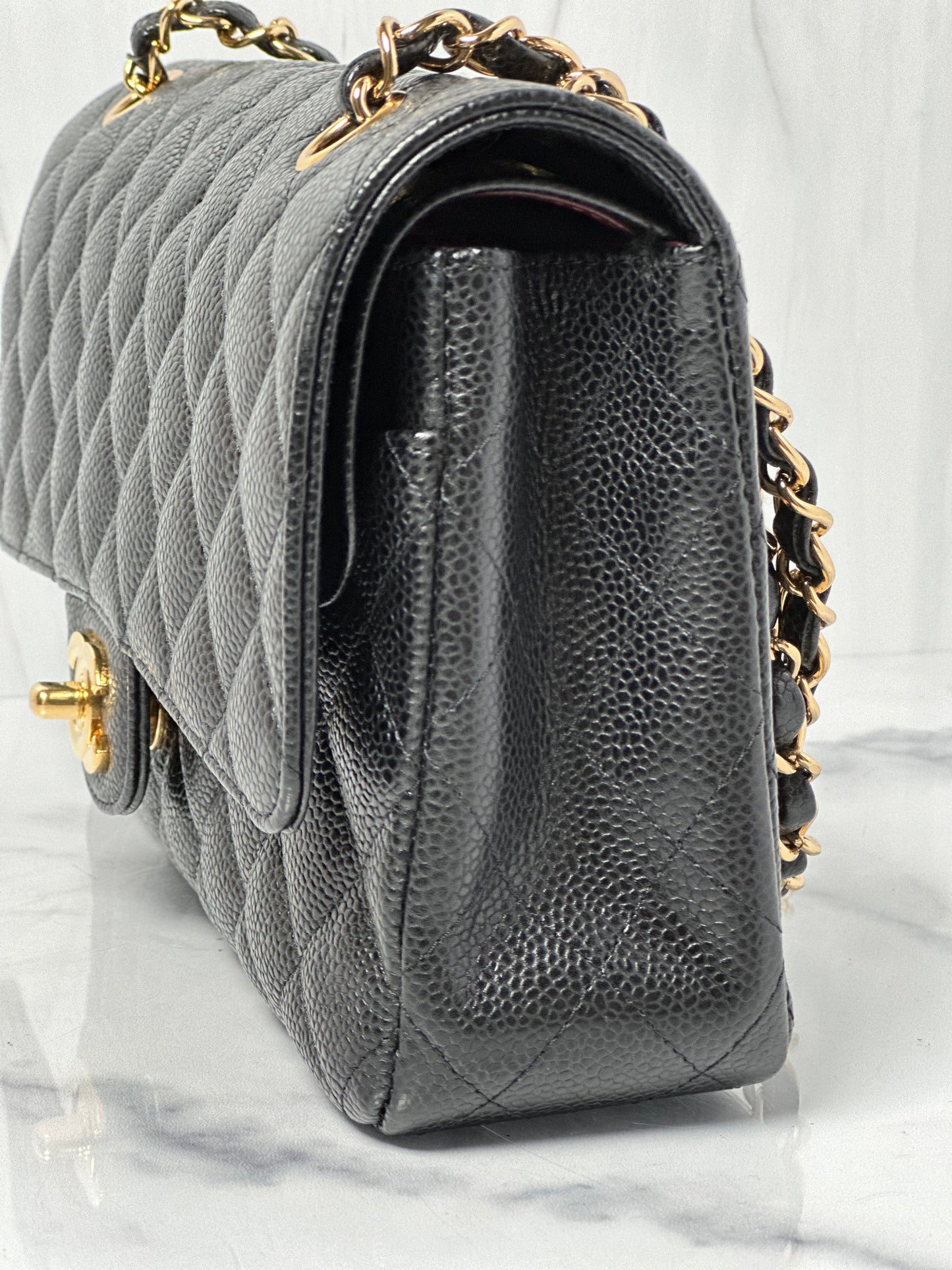 Pre-Owned Chanel Double Flap quilted GHW Caviar Leather