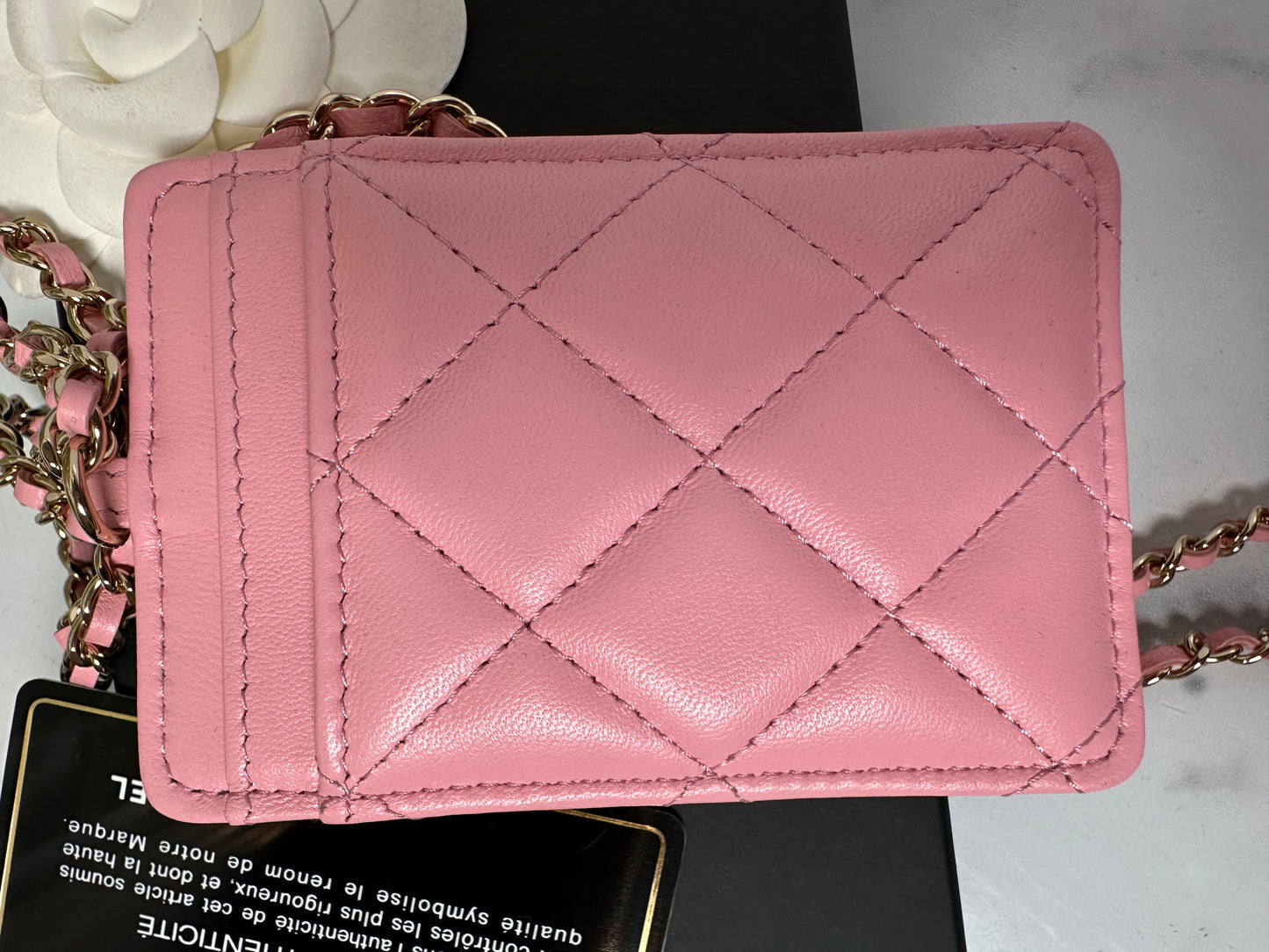 Preowned Chanel ID holder 31444645