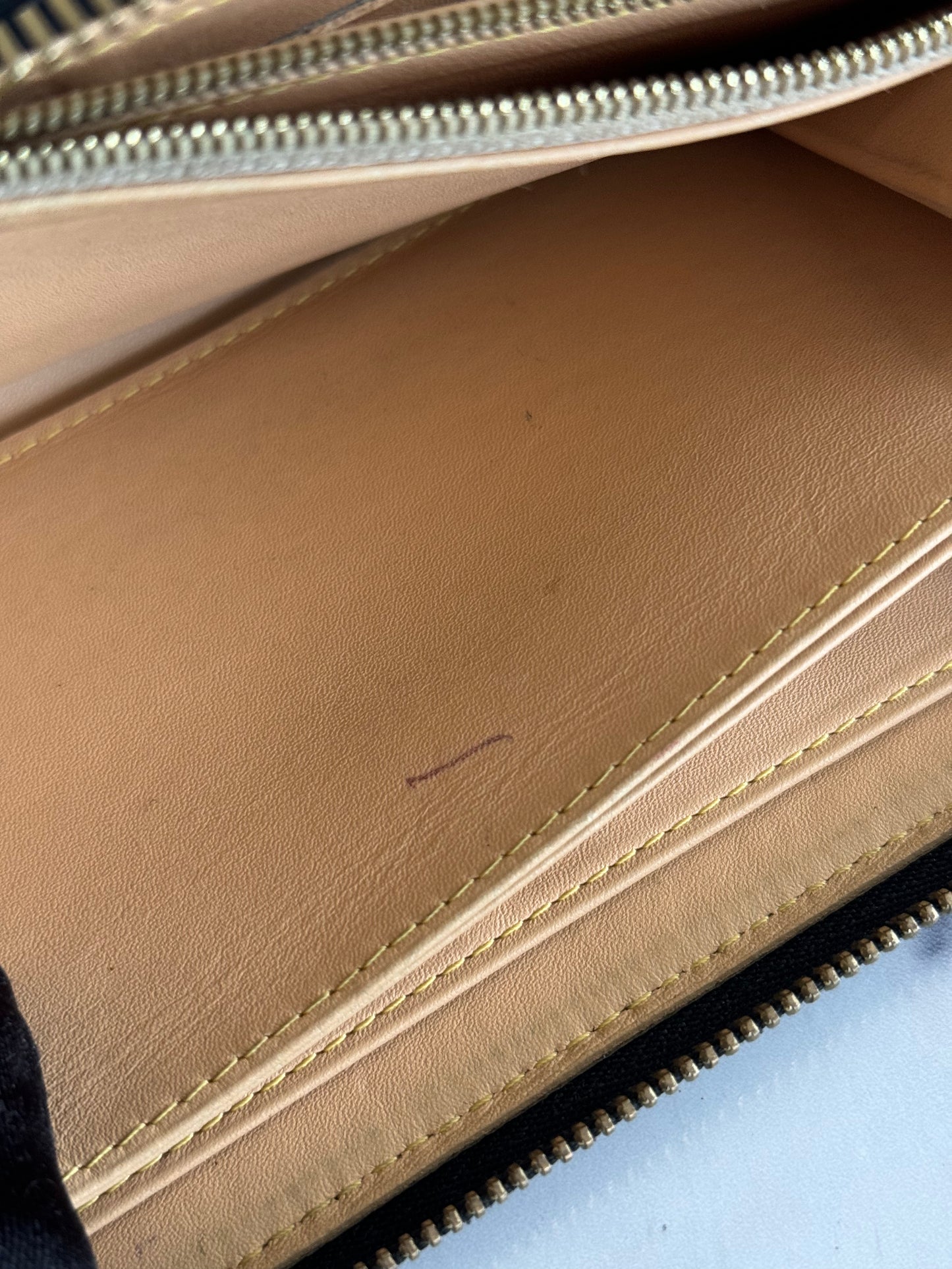 Pre-Owned Louis Vuitton Murakami long Zippy wallet