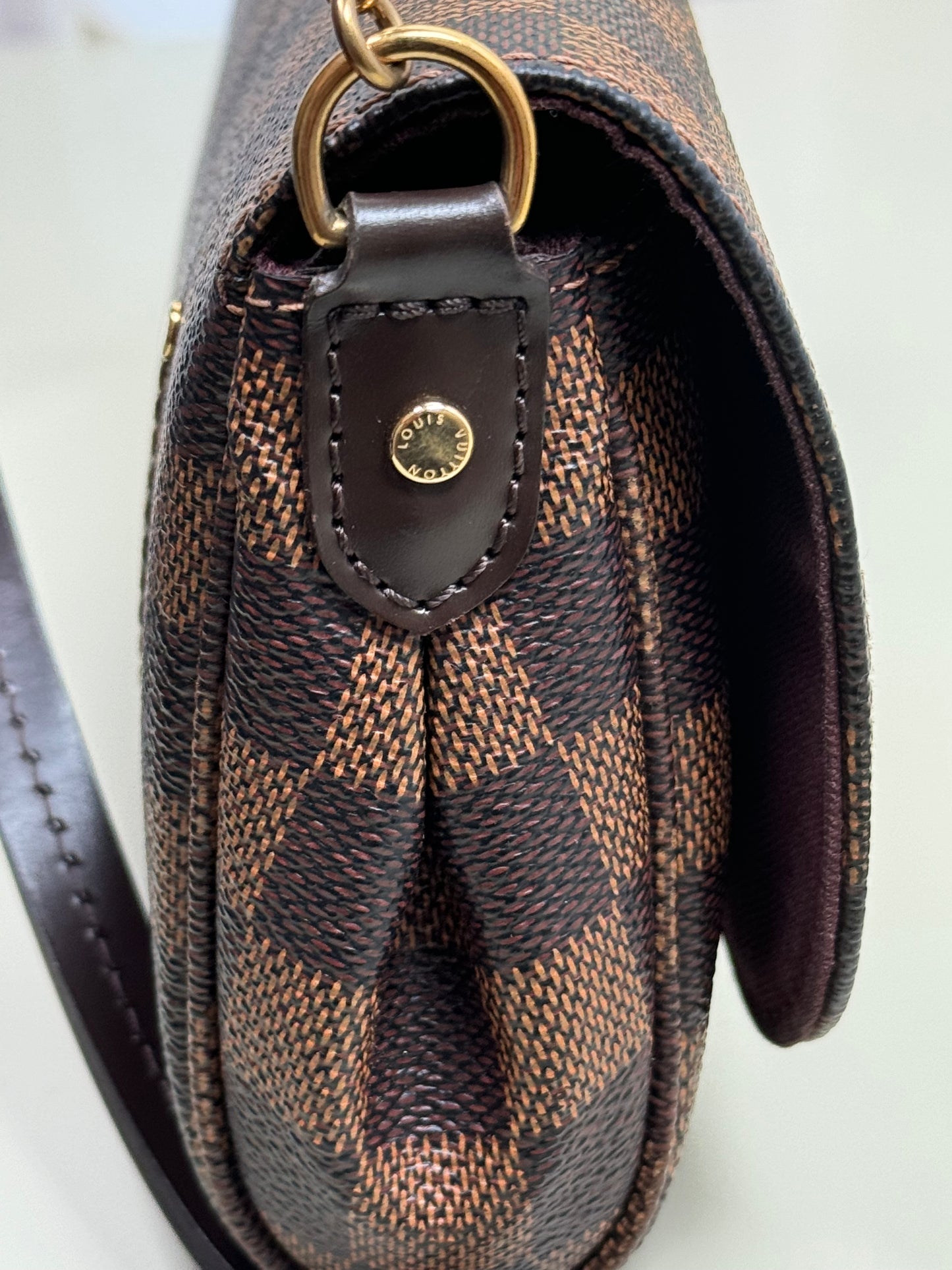 Preowned Louis Vuitton Favorite PM Damier Ebene