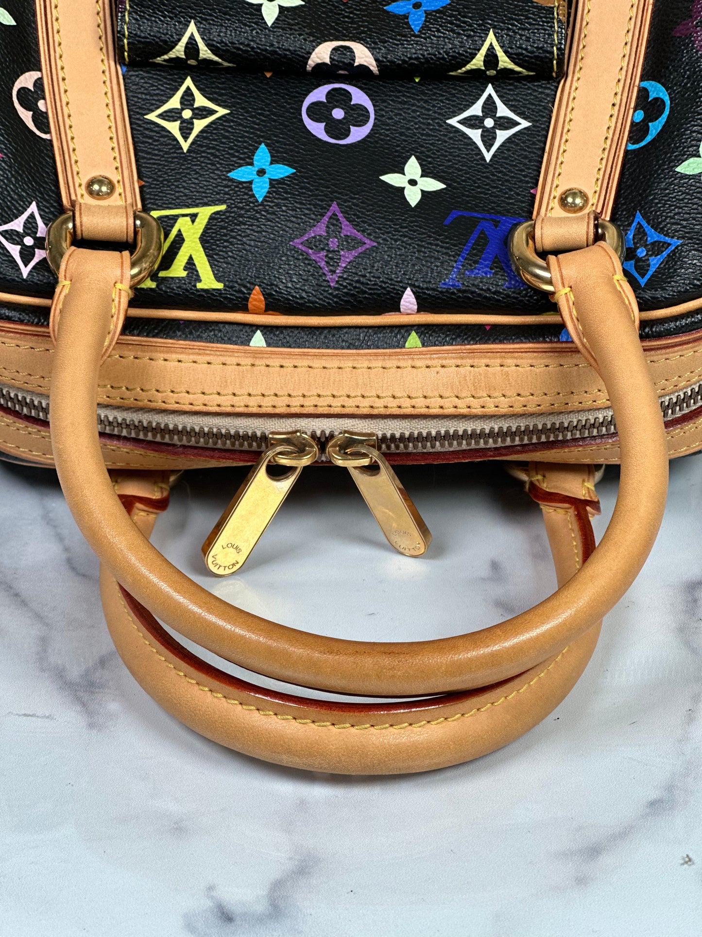 Pre-Owned Louis Vuitton Priscilla Multicolor