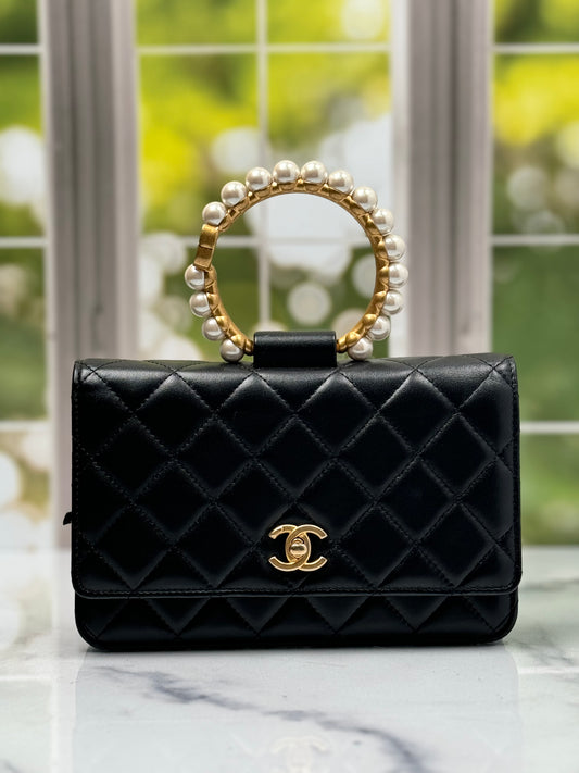 Preowned Chanel Clutch With Chain Microchip