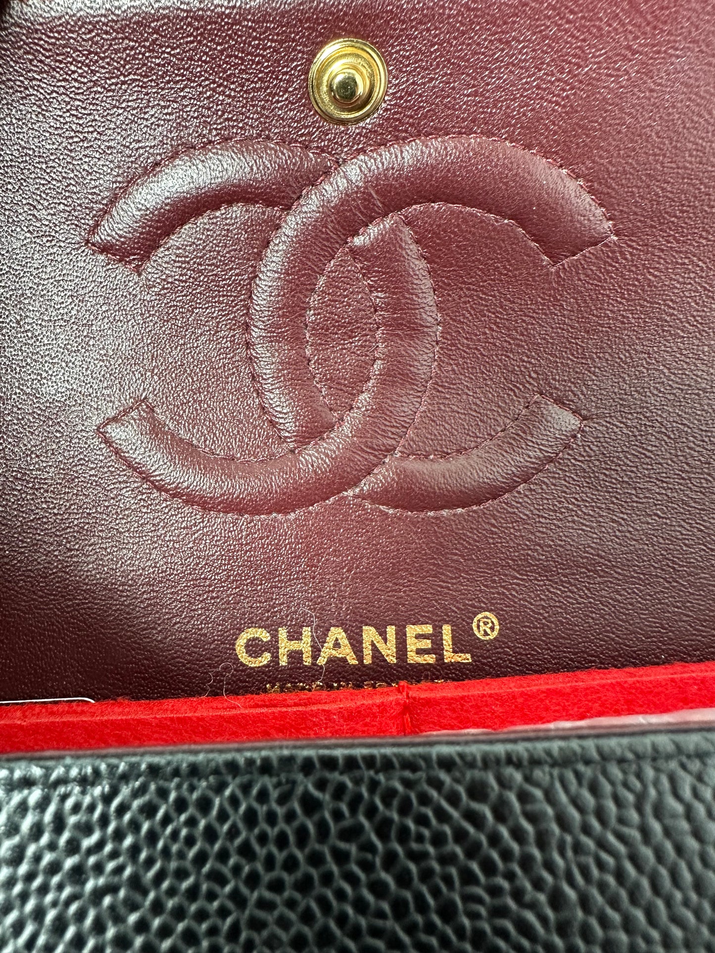 Pre-Owned Chanel Double Flap quilted GHW Caviar Leather