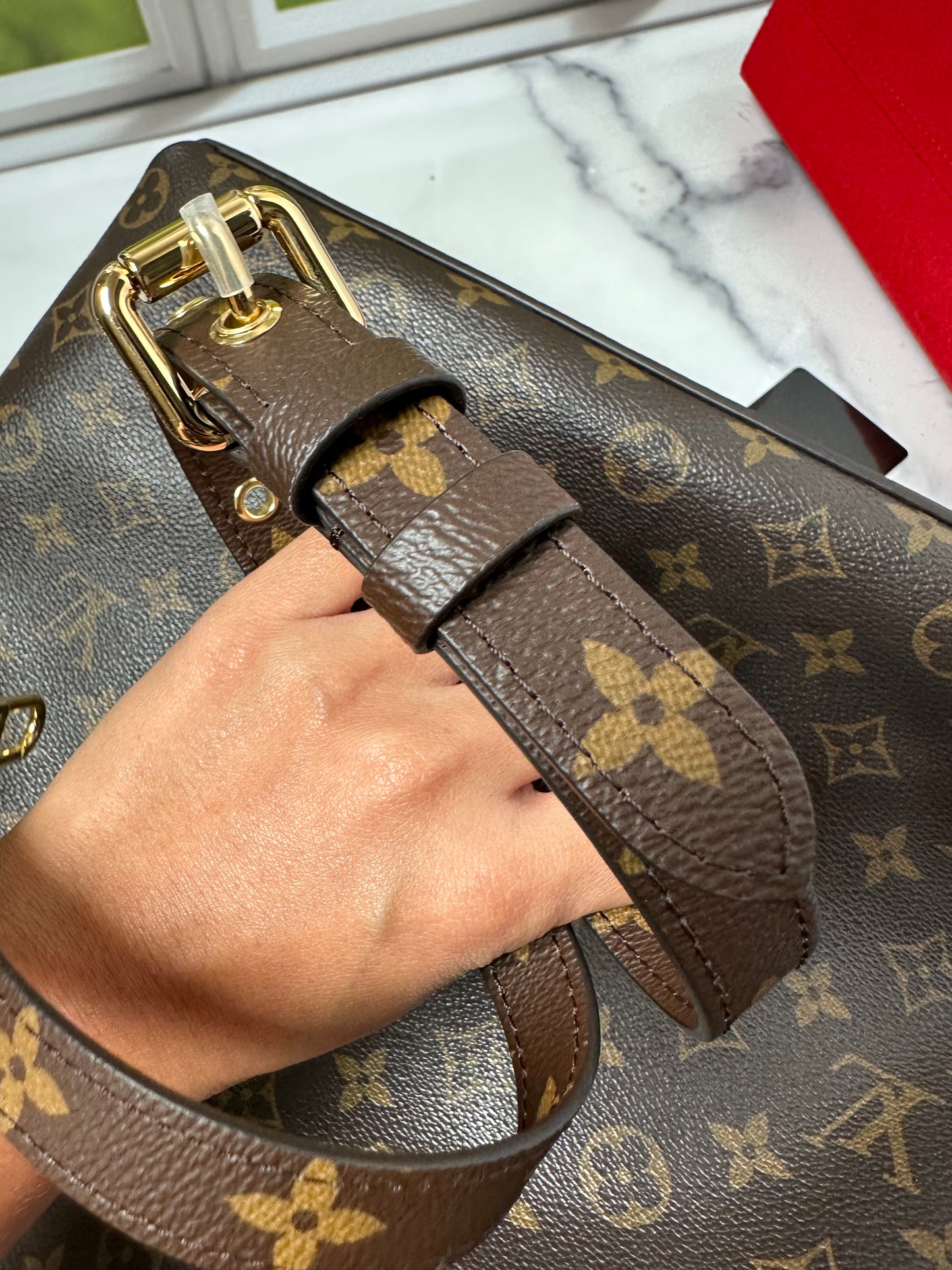 Preowned Louis Vuitton Metis Hobo Monogram