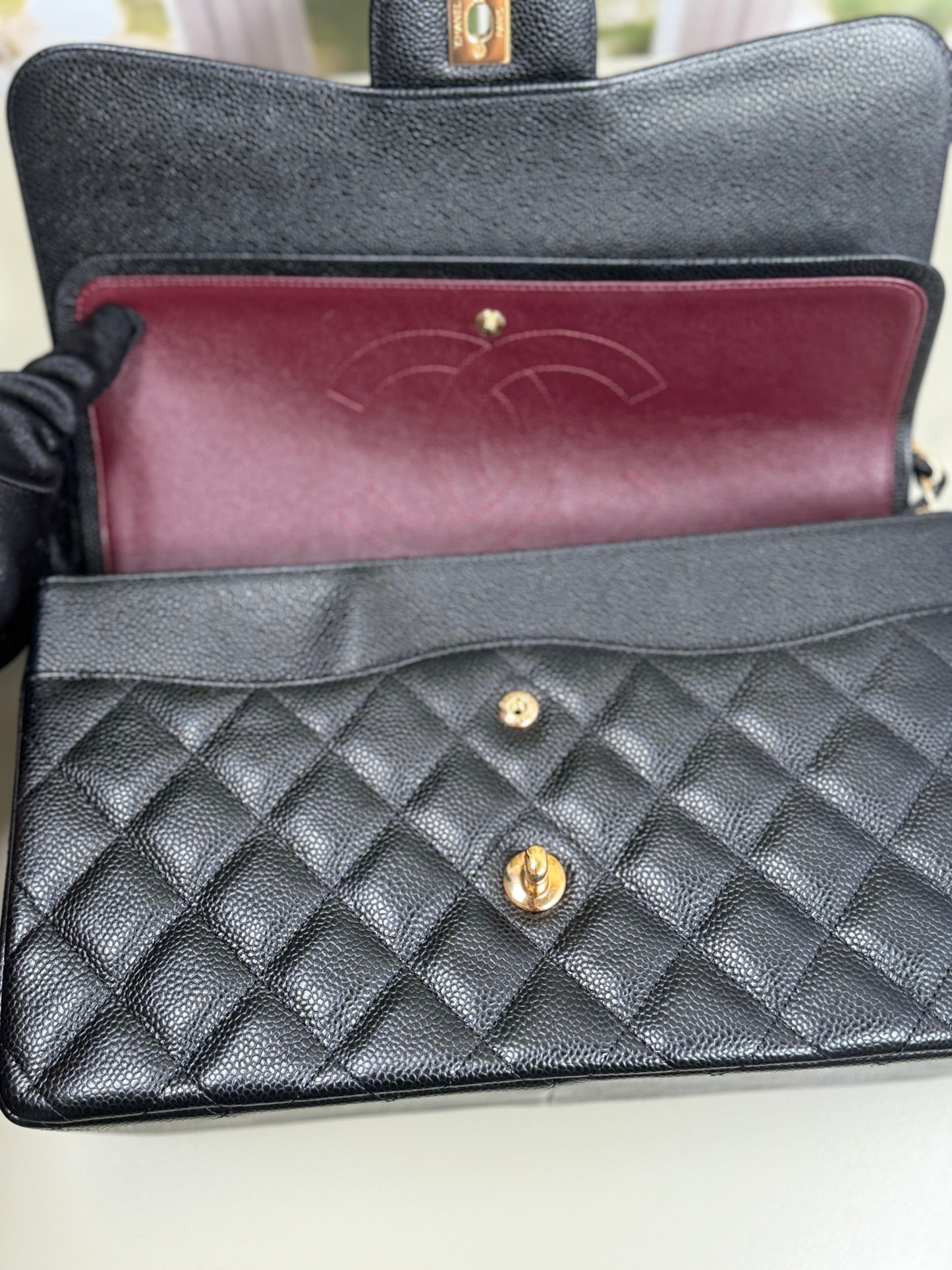 Preowned Chanel Jumbo Classic Flap GHW Caviar