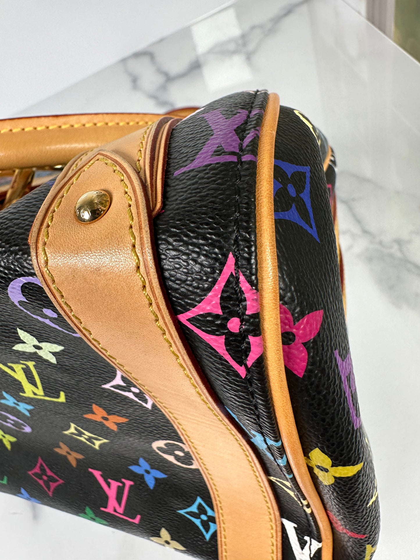 Pre-Owned Louis Vuitton Priscilla Multicolor