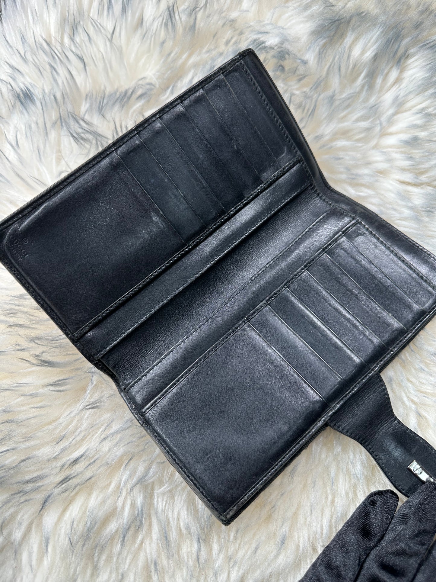 Preowned Gucci Long wallet