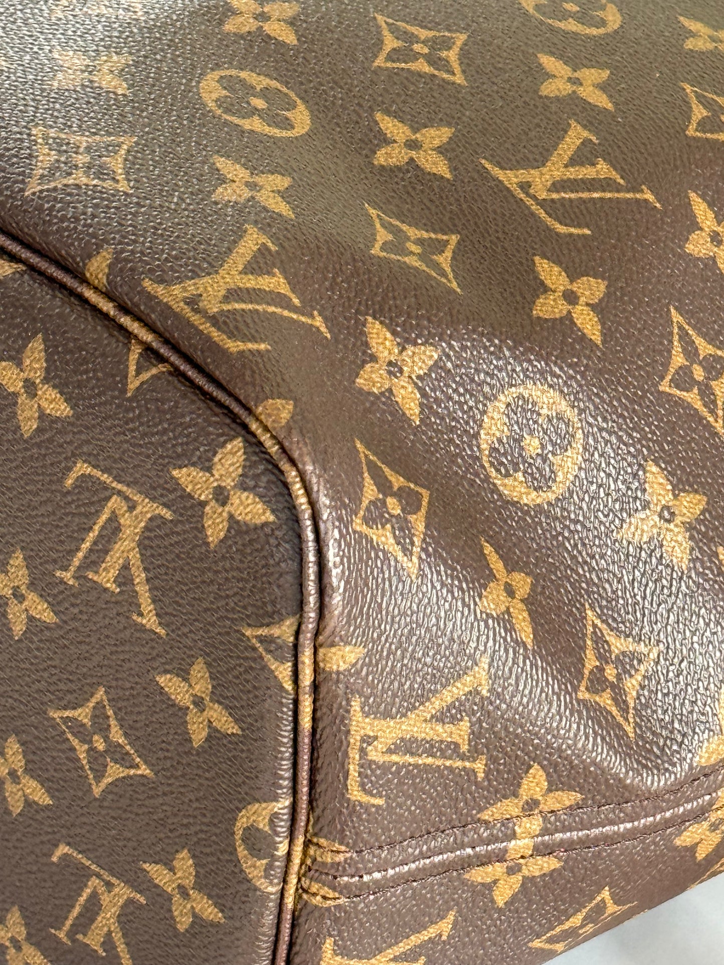 CA2109 Pre-Owned Louis Vuitton Neverful Mm size monogram