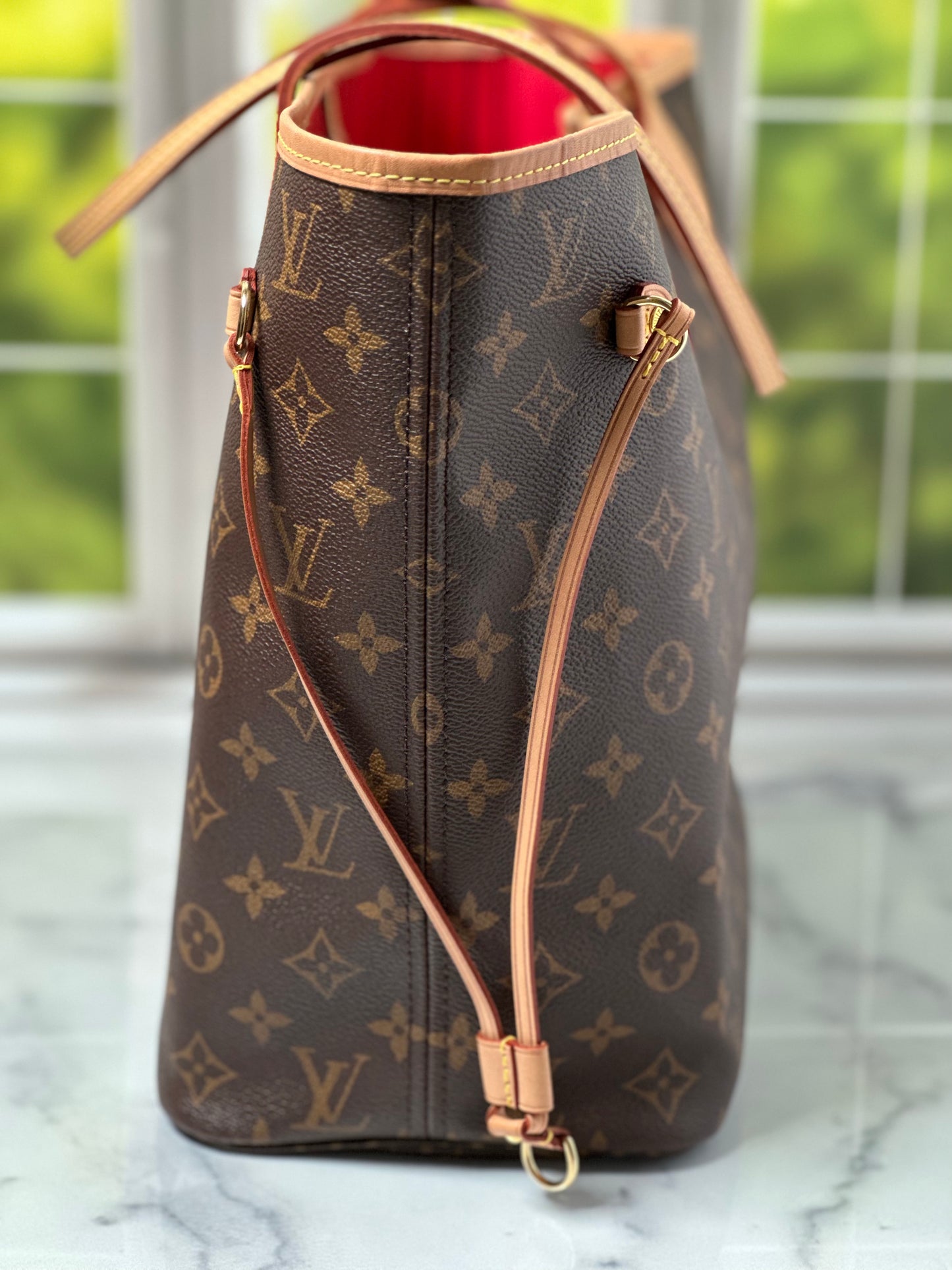 Preowned Louis Vuitton Neverful MM size Monogram