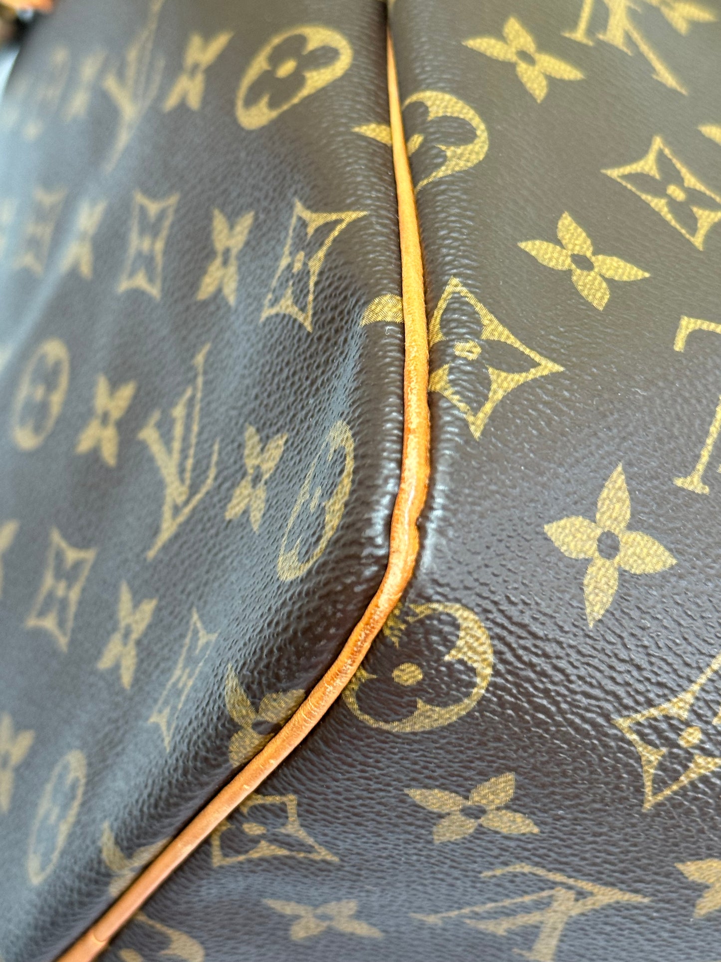 Preowned Louis Vuitton speedy 40