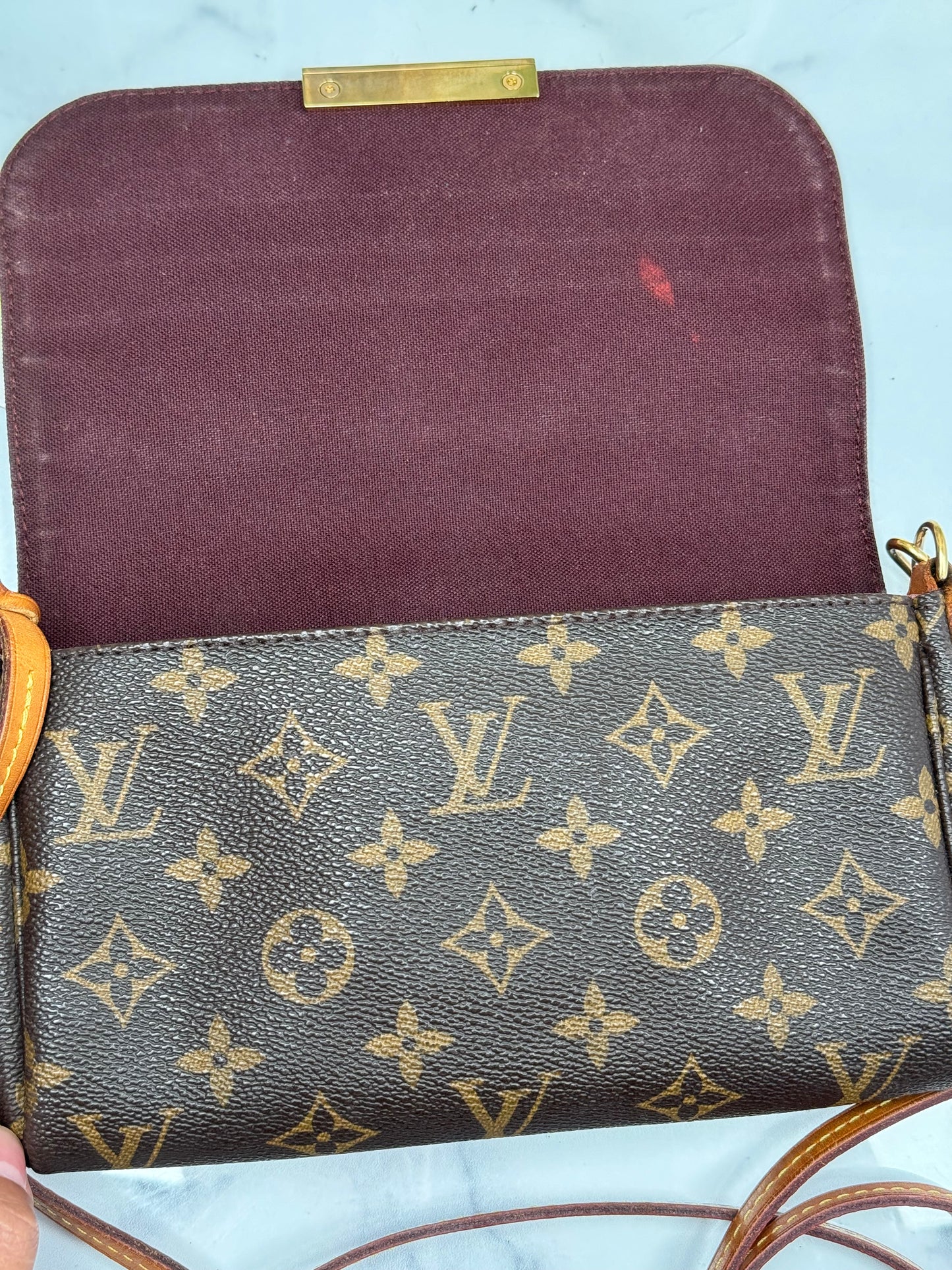 Preowned Louis Vuitton Favorite PM size monogram