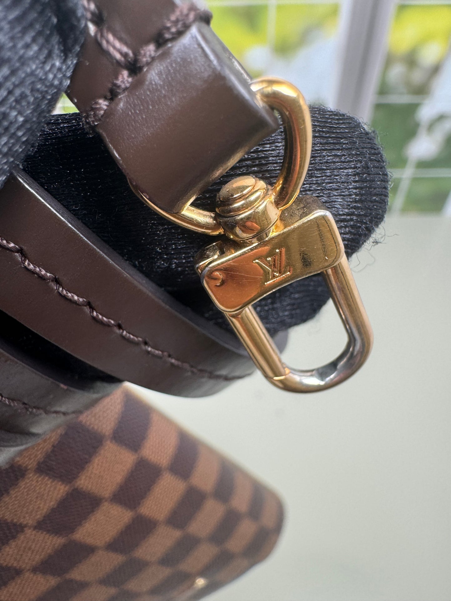 Preowned Louis Vuitton Favorite PM Damier Ebene