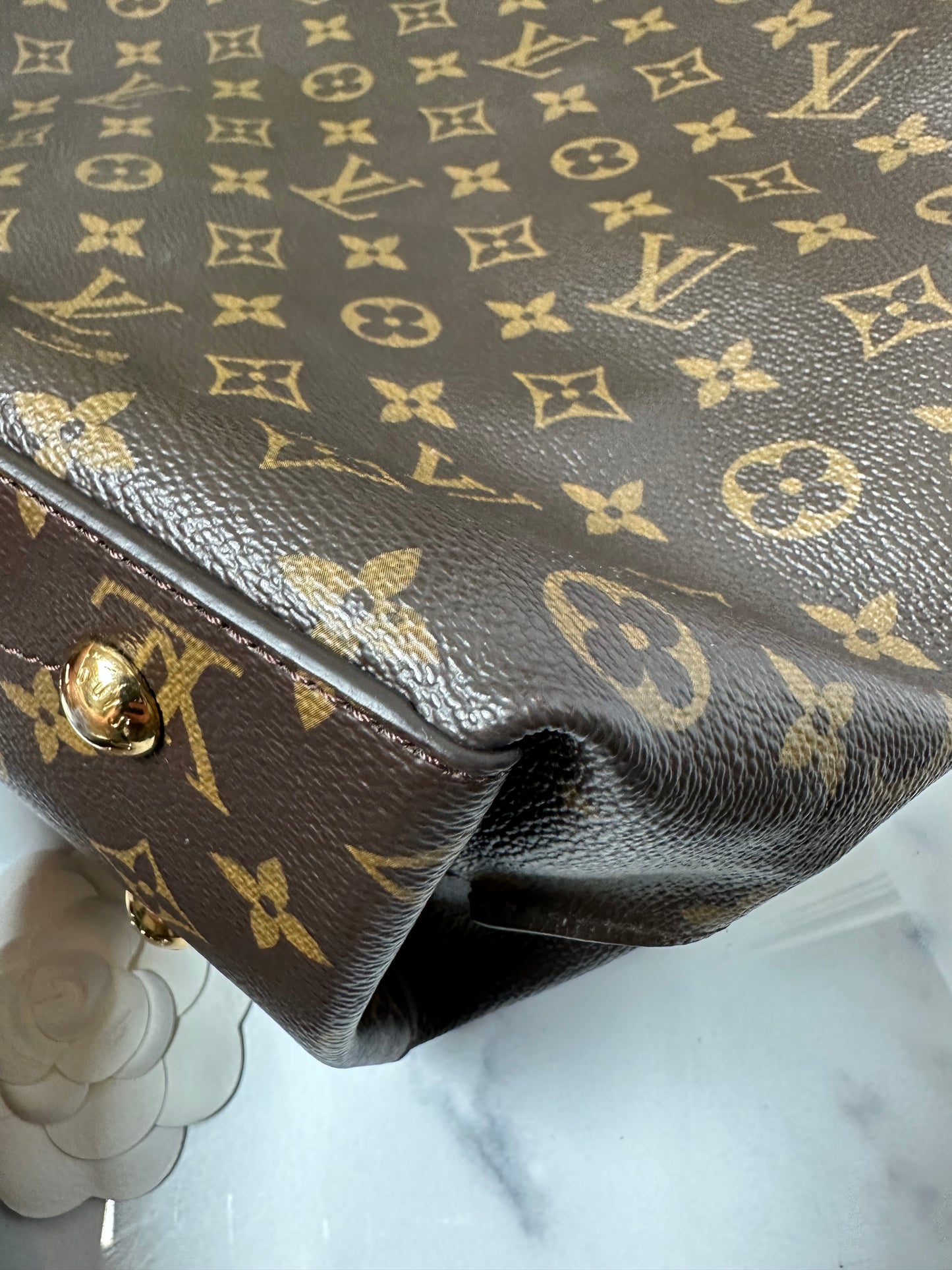 Preowned Louis Vuitton Metis Hobo Monogram