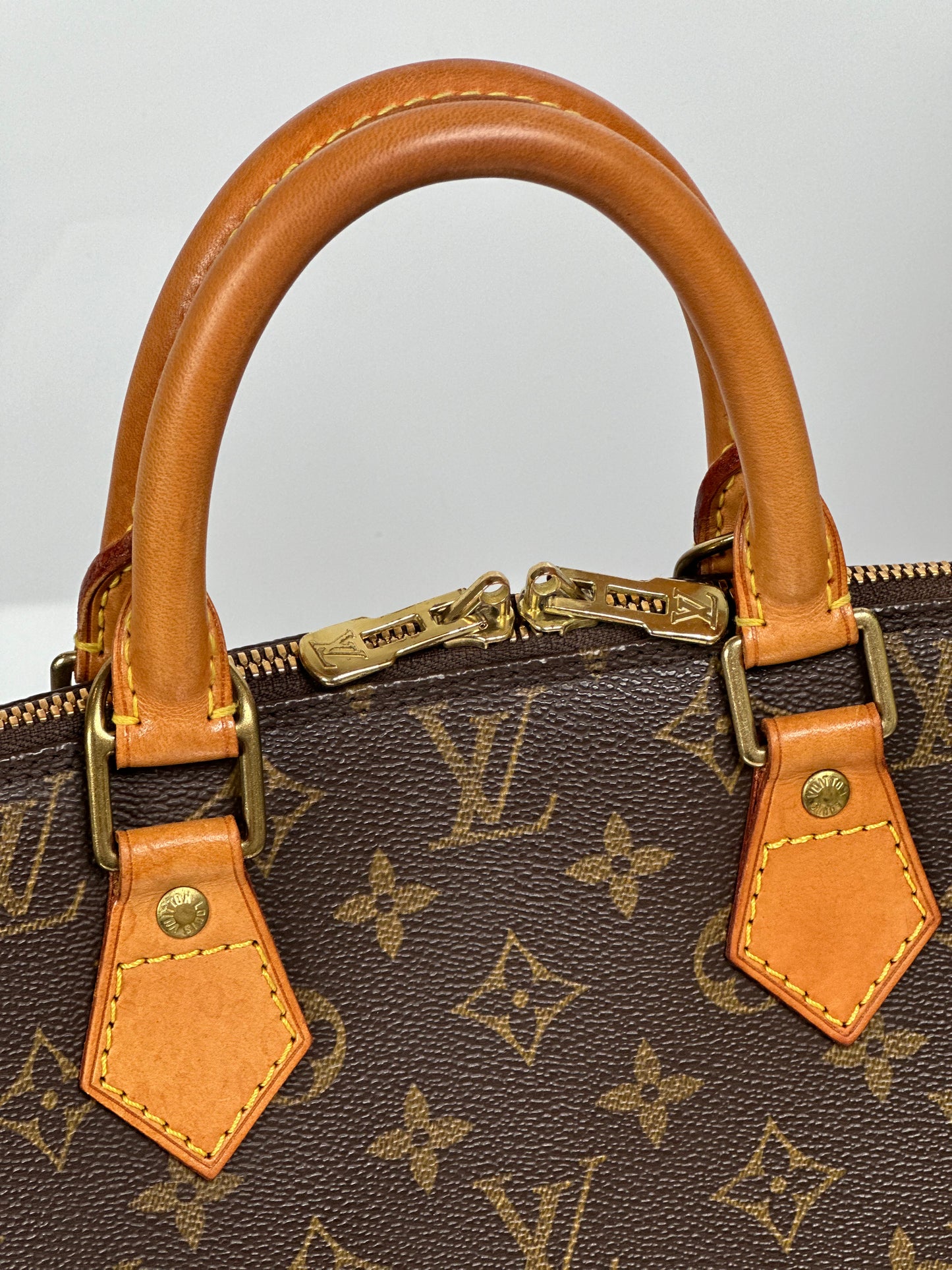 Pre-Owned Louis Vuitton Alma Monogram PM