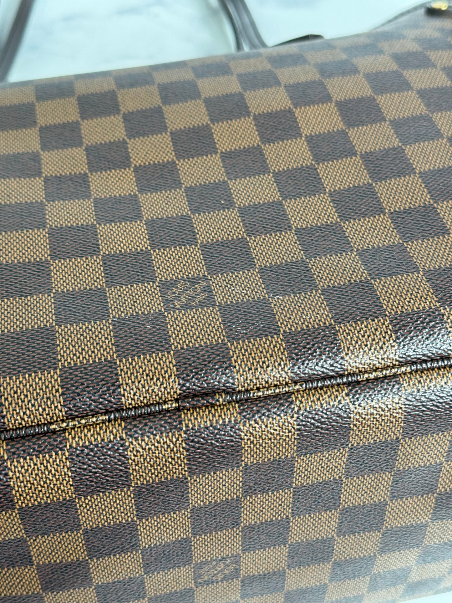 Preowned Louis Vuitton Neverful MM Size Damier Ebene