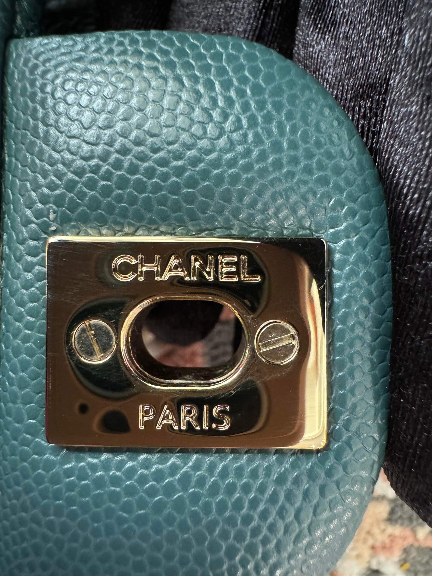 Preowned Chanel Small Caviar Iridescent Green