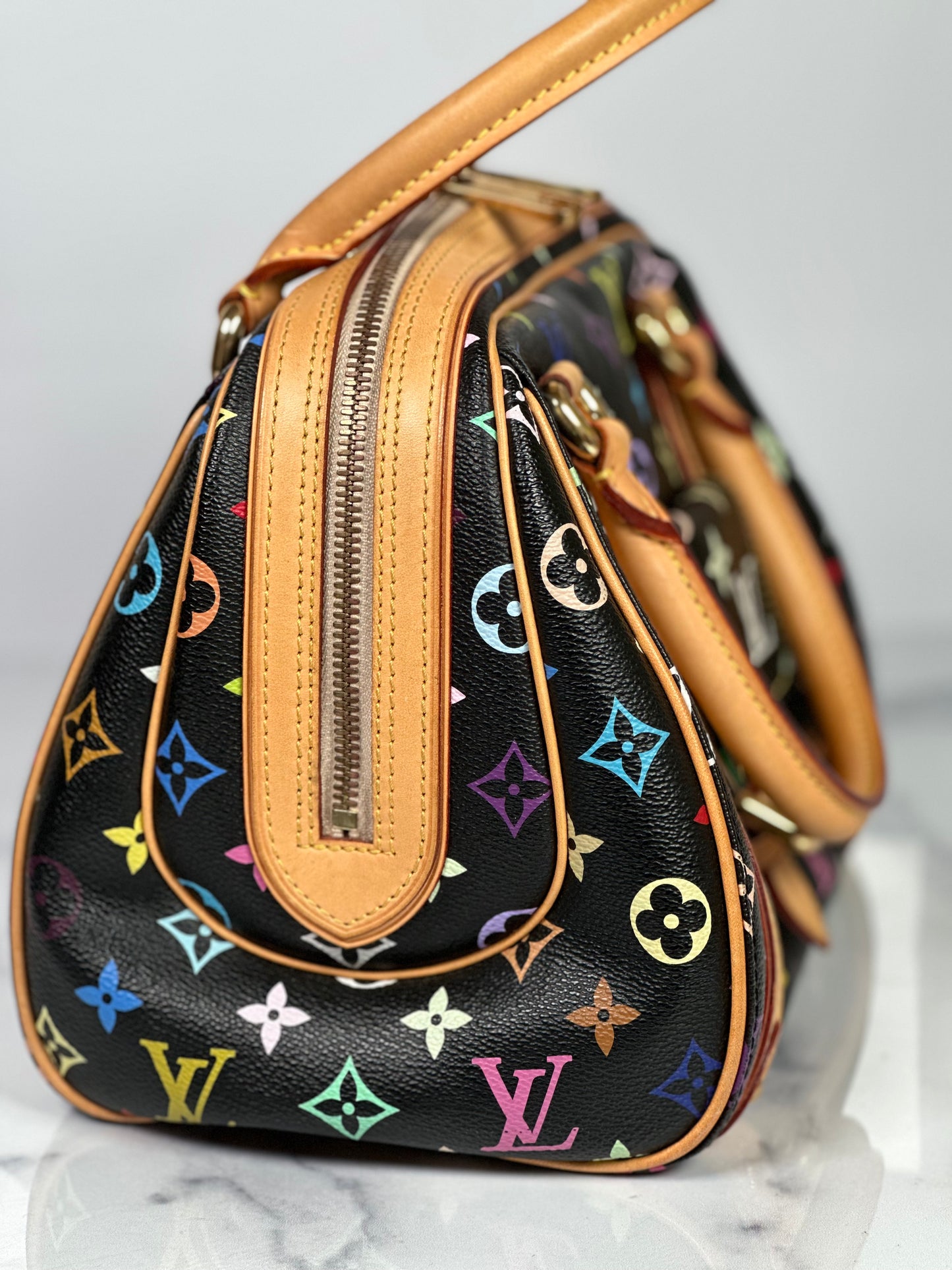 Pre-Owned Louis Vuitton Priscilla Multicolor