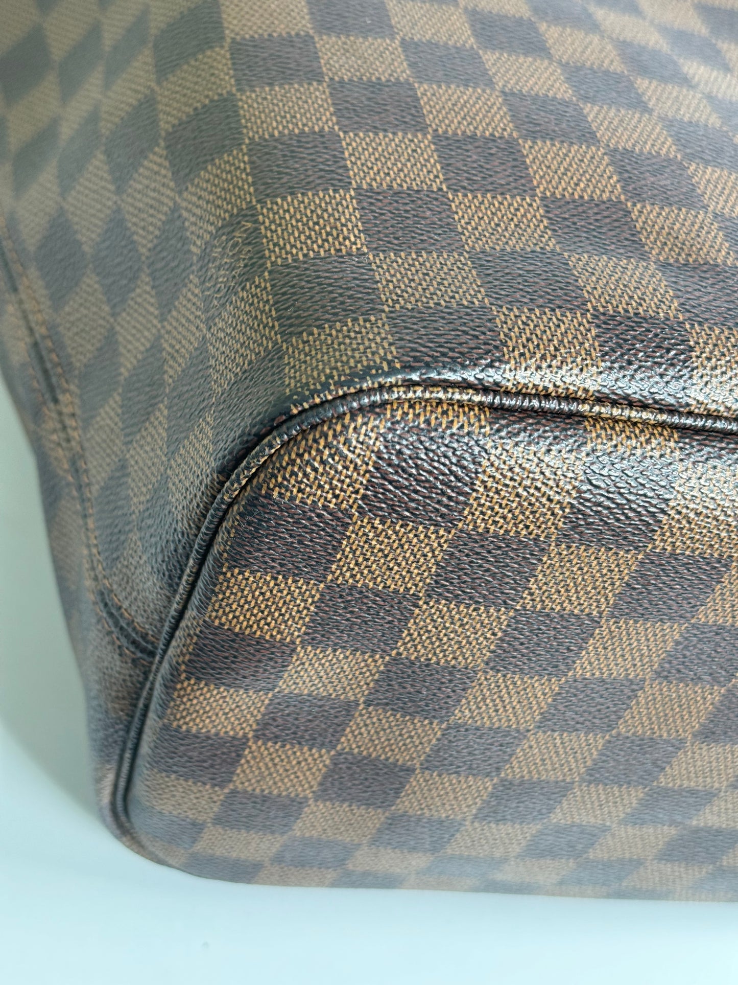 Preowned Louis Vuitton Neverful MM Size Damier Ebene