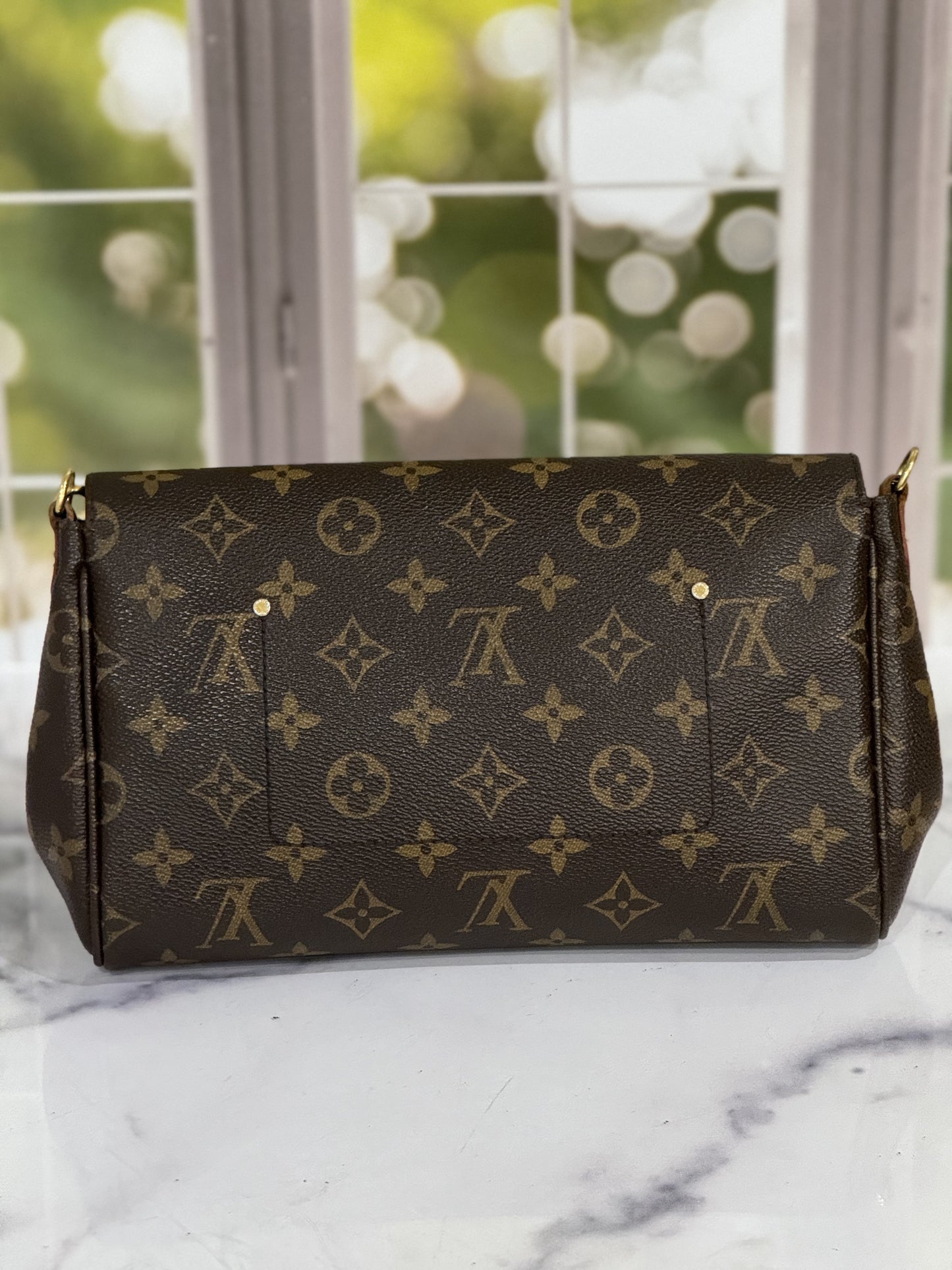 SA4153 Pre-Owned Louis Vuitton Favorite Monogram Mm size