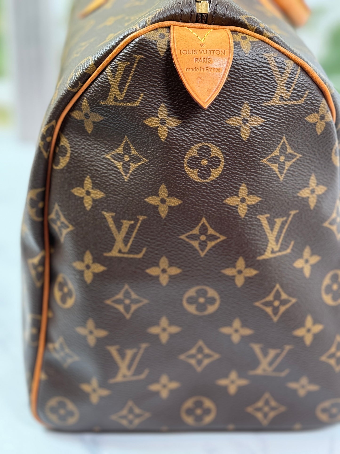 Preowned Louis Vuitton speedy 40