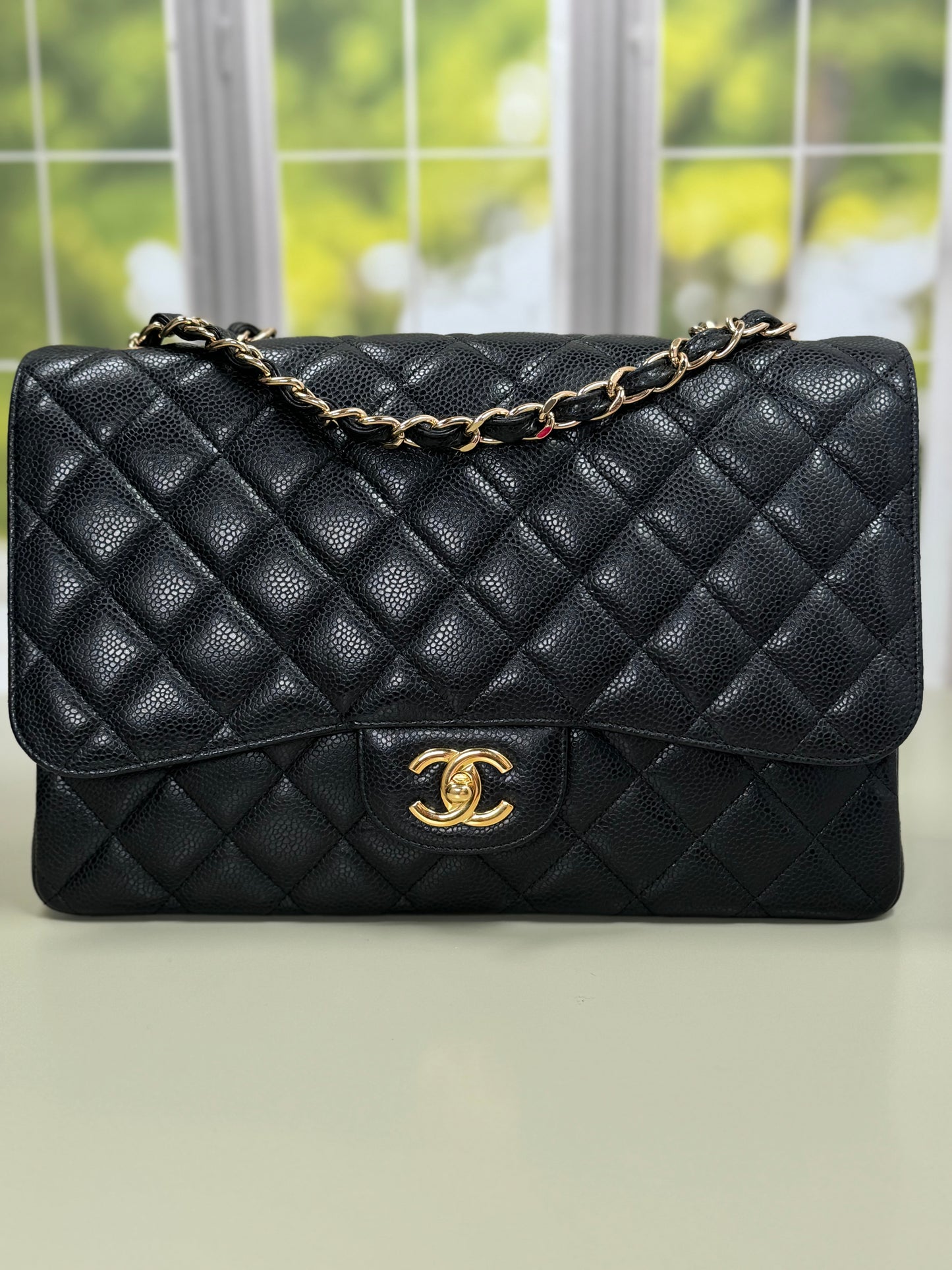 Preowned Chanel Jumbo Single Flap Caviar GHW