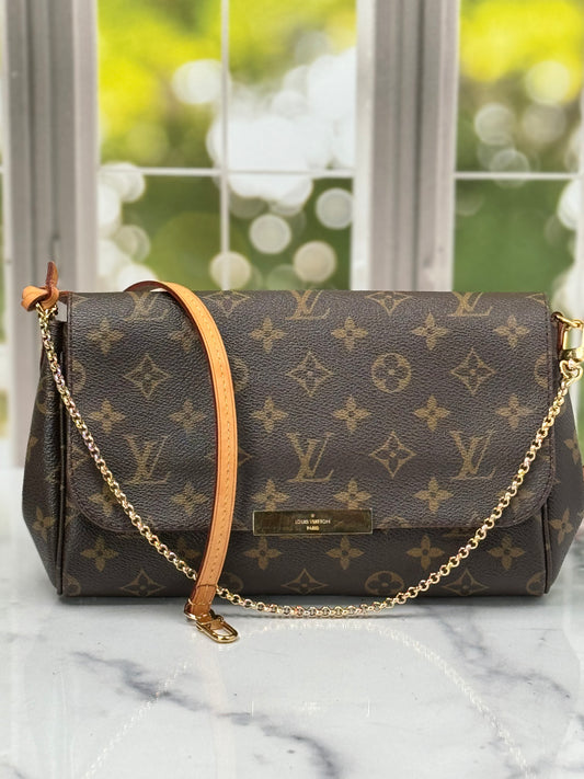 FL0148 Preowned Louis Vuitton Favorite Mm size Monogram