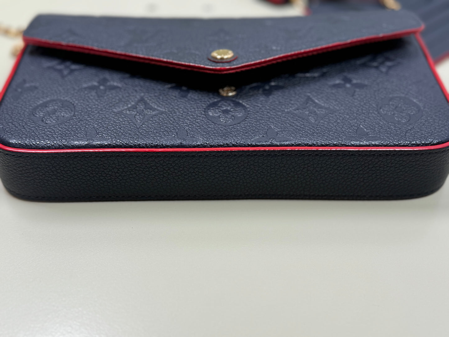 Preowned Louis Vuitton Felicie Empreinte Marine Rouge