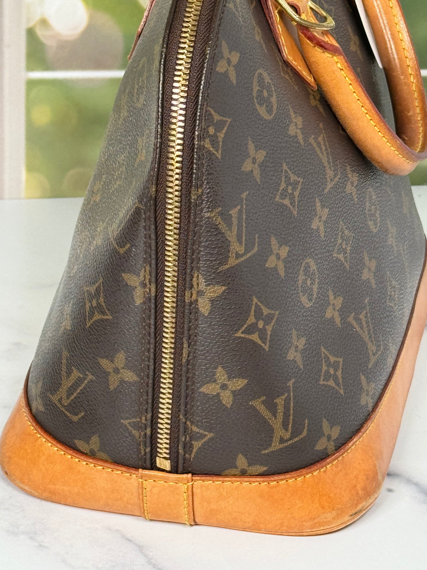 Preowned Alma PM Monogram